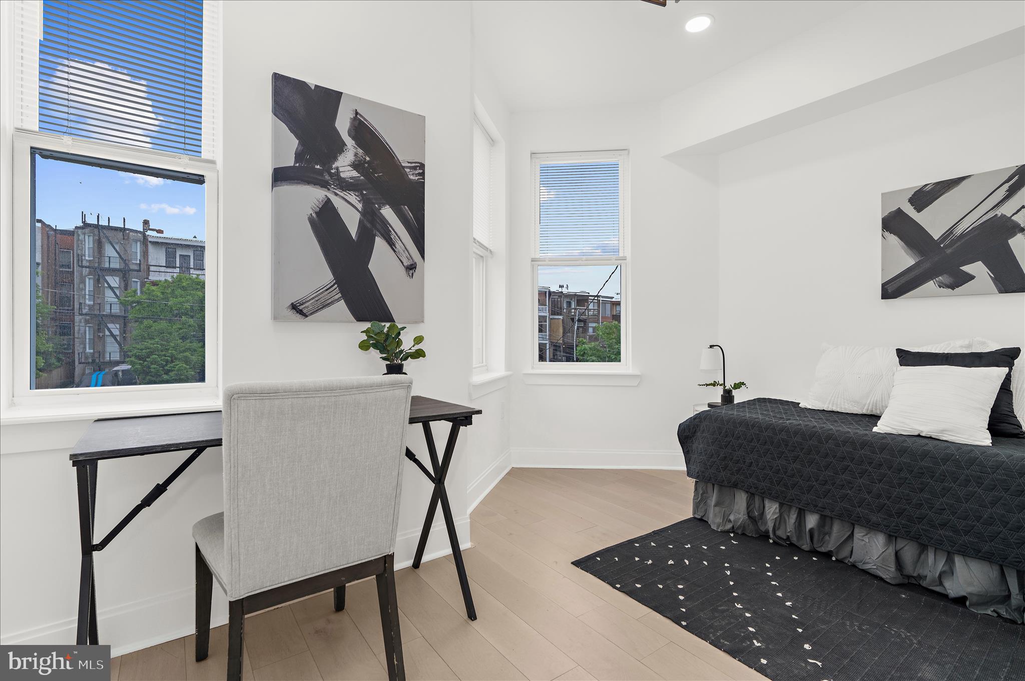 RESERVOIR HILL - Residential