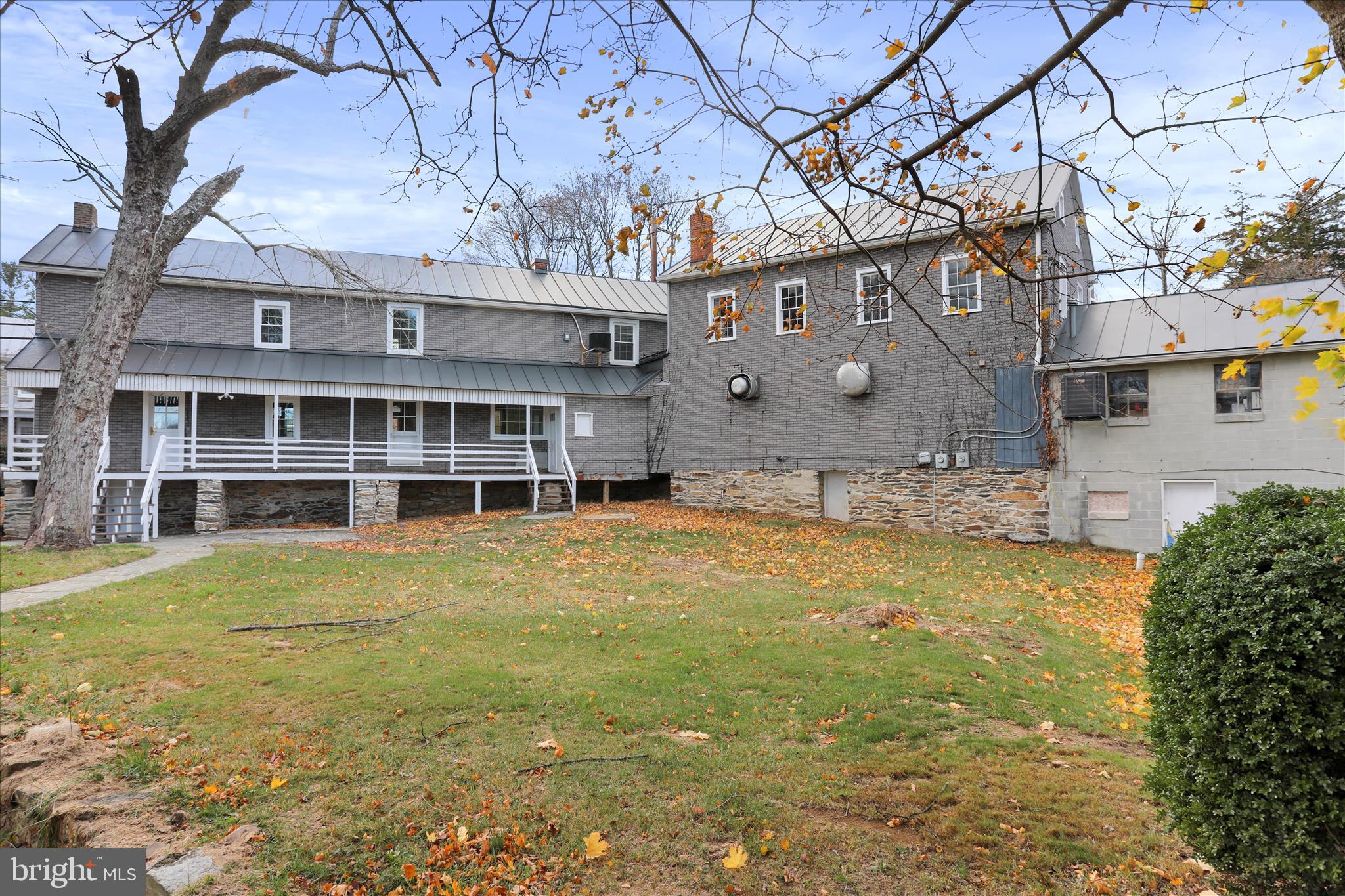 WOLFSVILLE - Residential