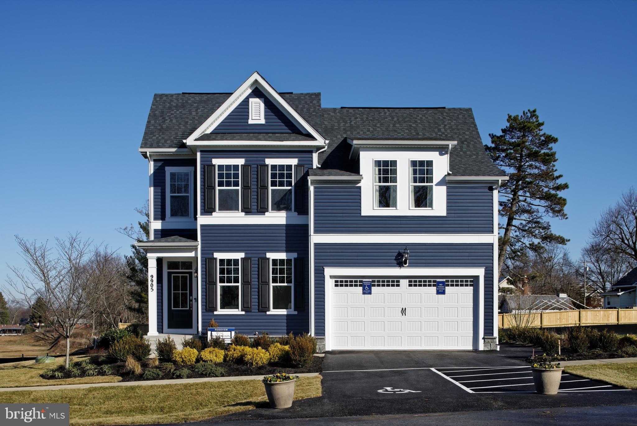 LAKESIDE AT TRAPPE - Residential