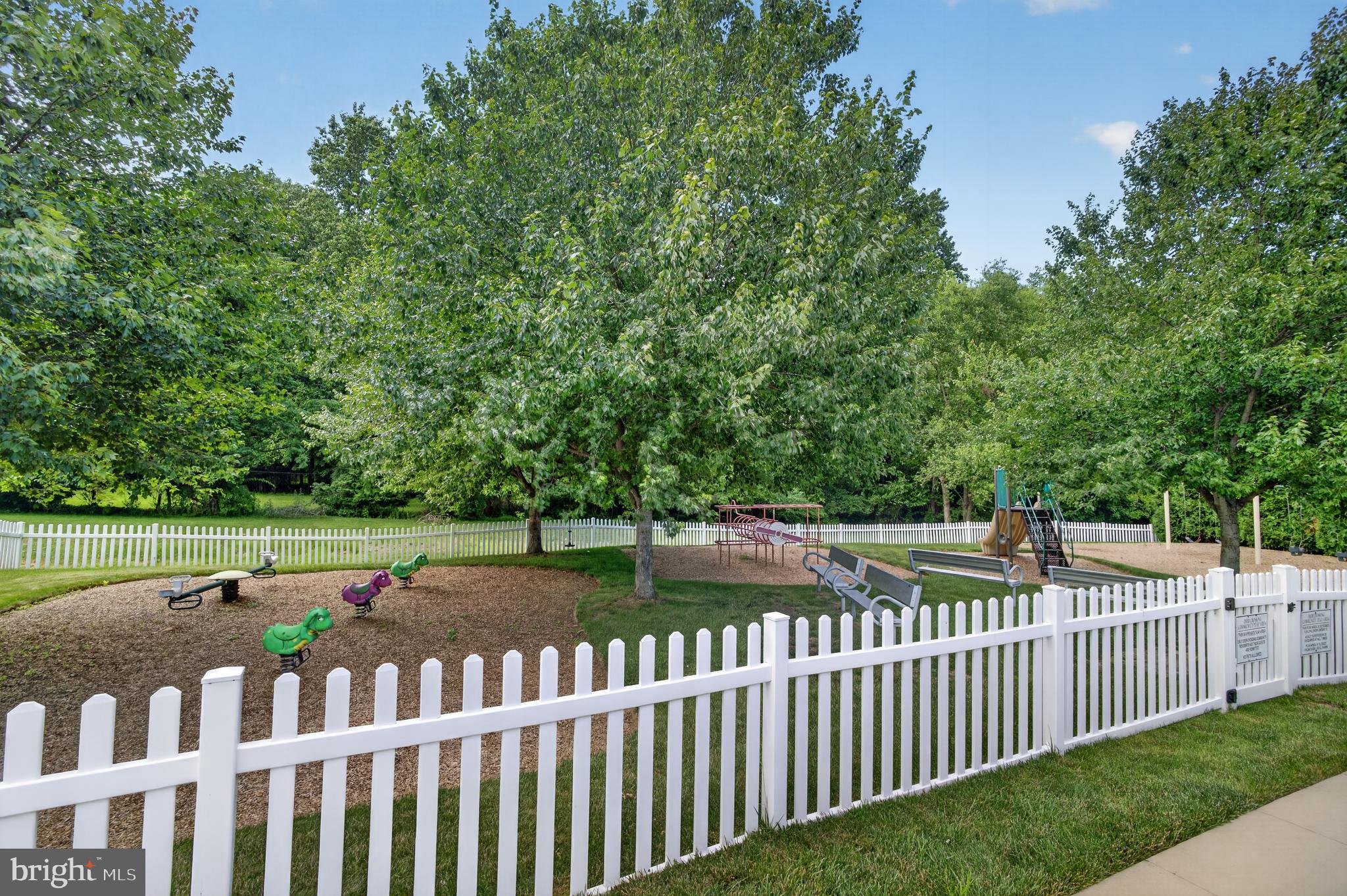 DEER CROSSING - Residential