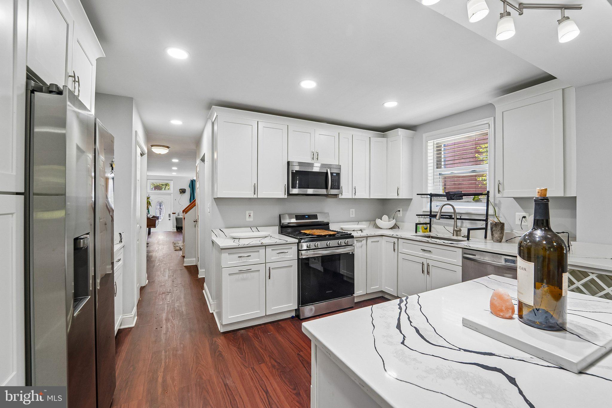 GREENMOUNT WEST - Residential
