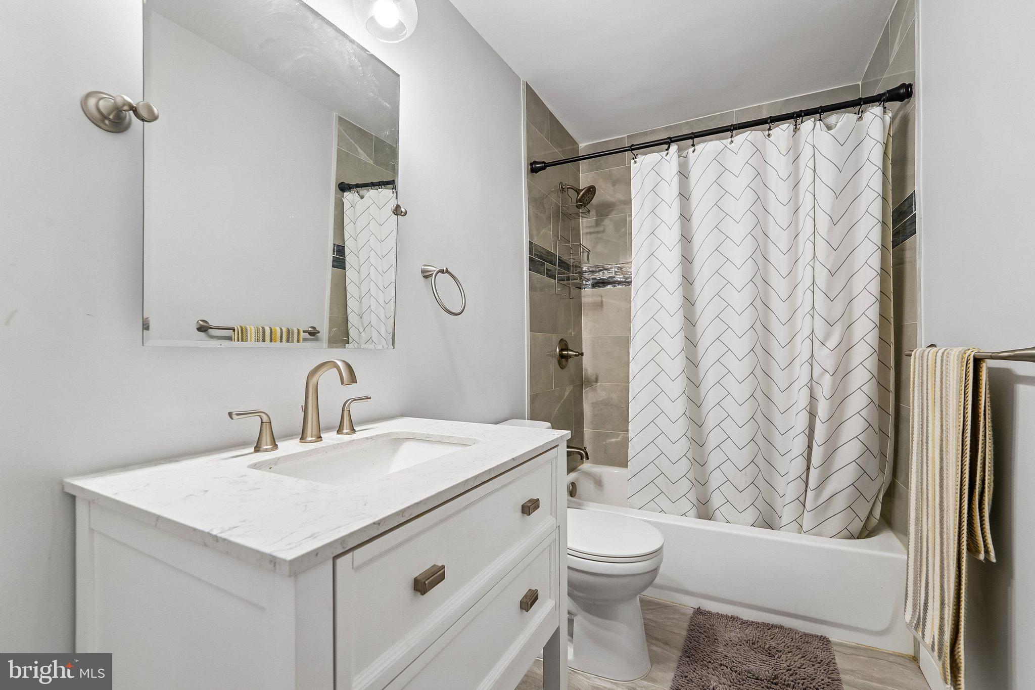 GREENMOUNT WEST - Residential