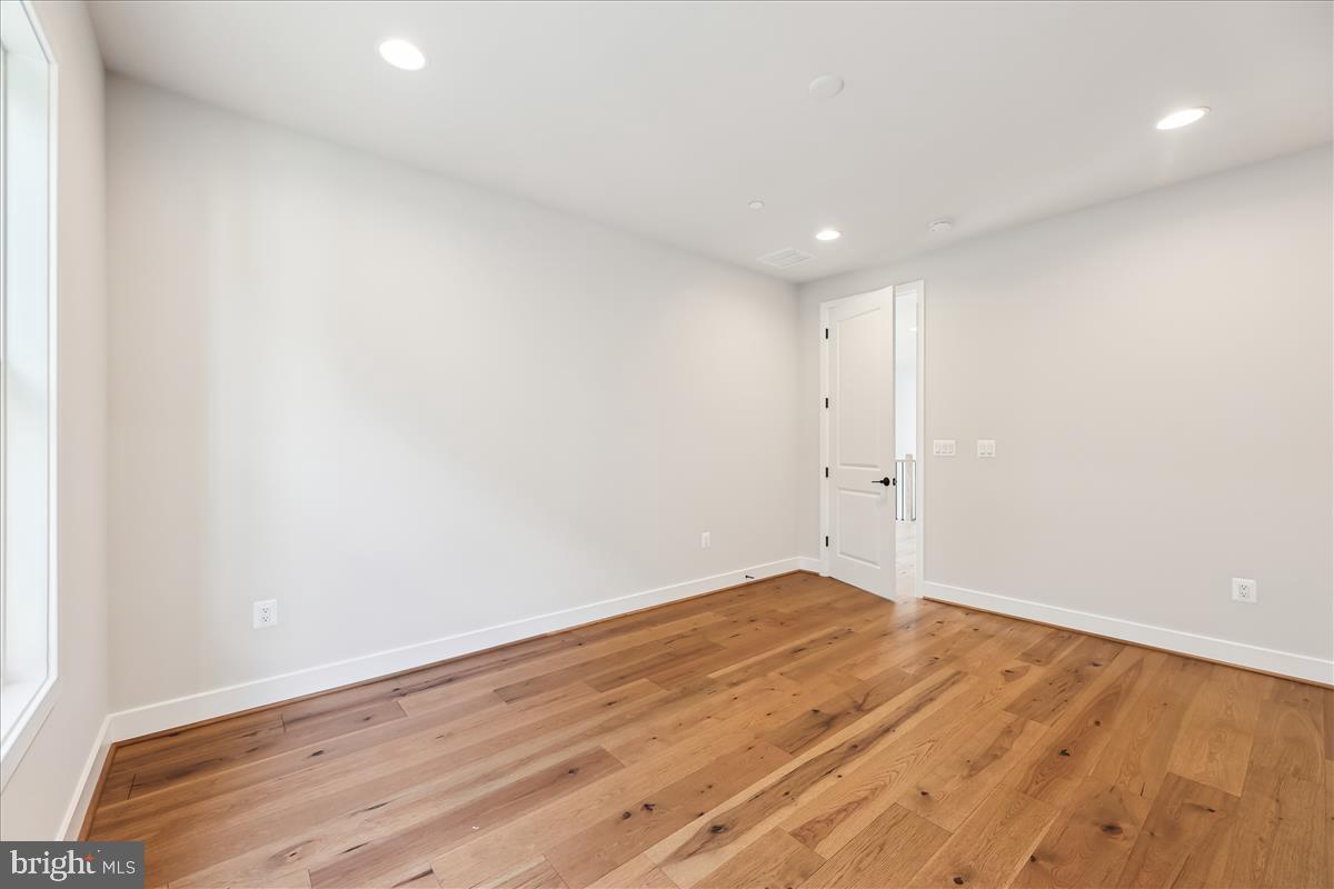 AMALYN - Residential Lease
