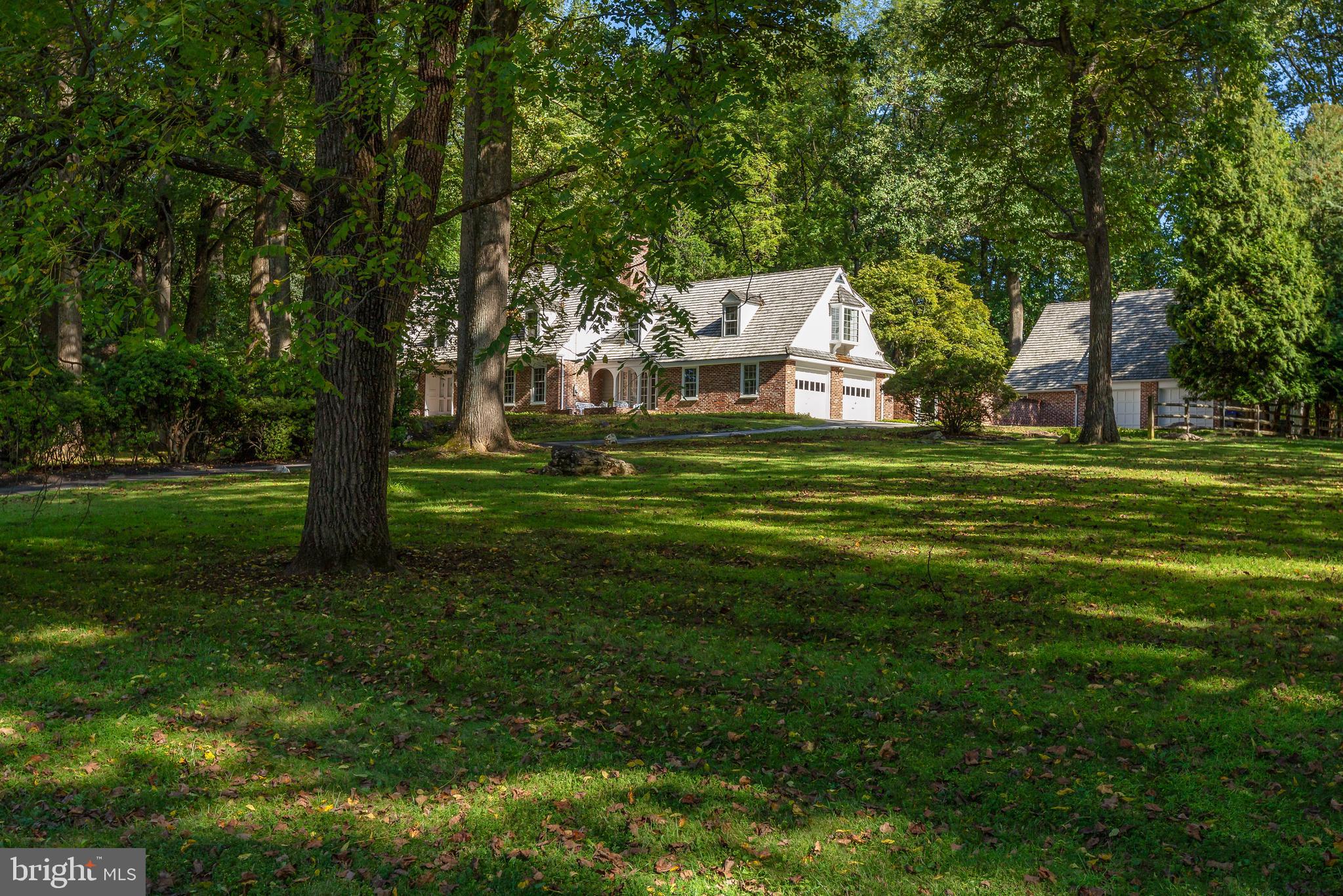 RADNOR HUNT - Residential