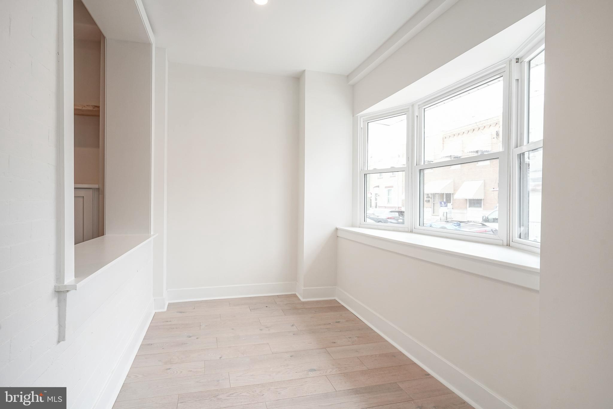 PORT RICHMOND - Residential