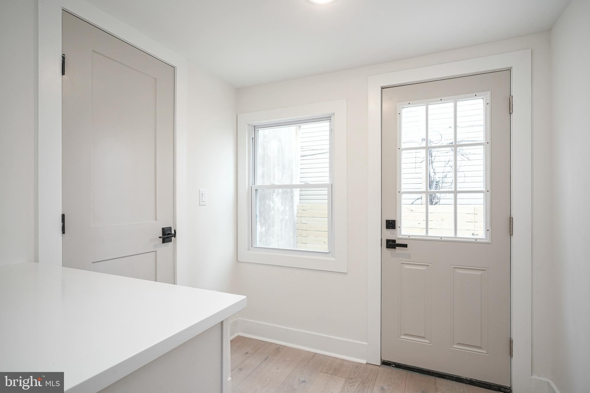 PORT RICHMOND - Residential