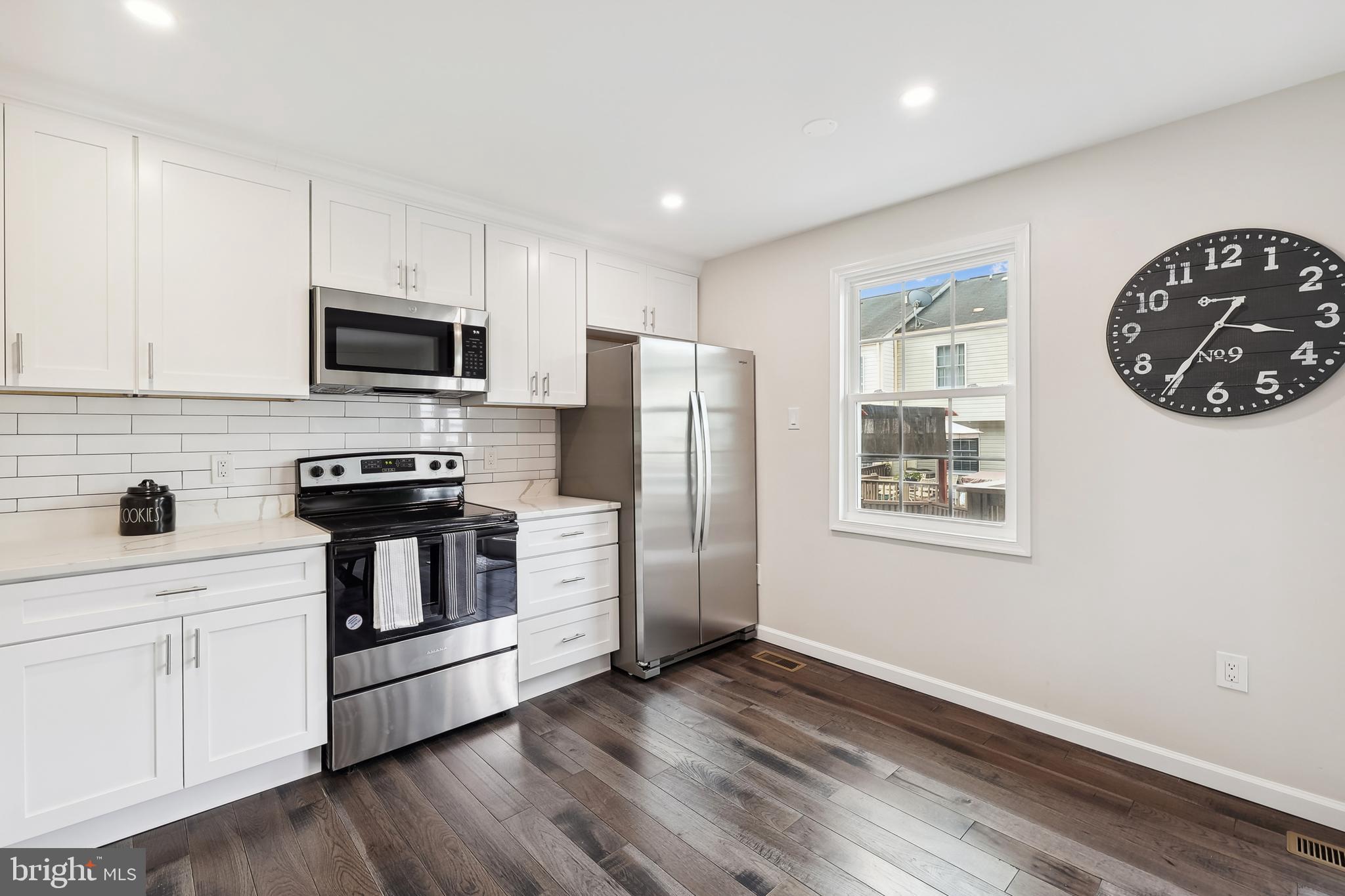 GUNNERS LAKE VILLAGE - Residential
