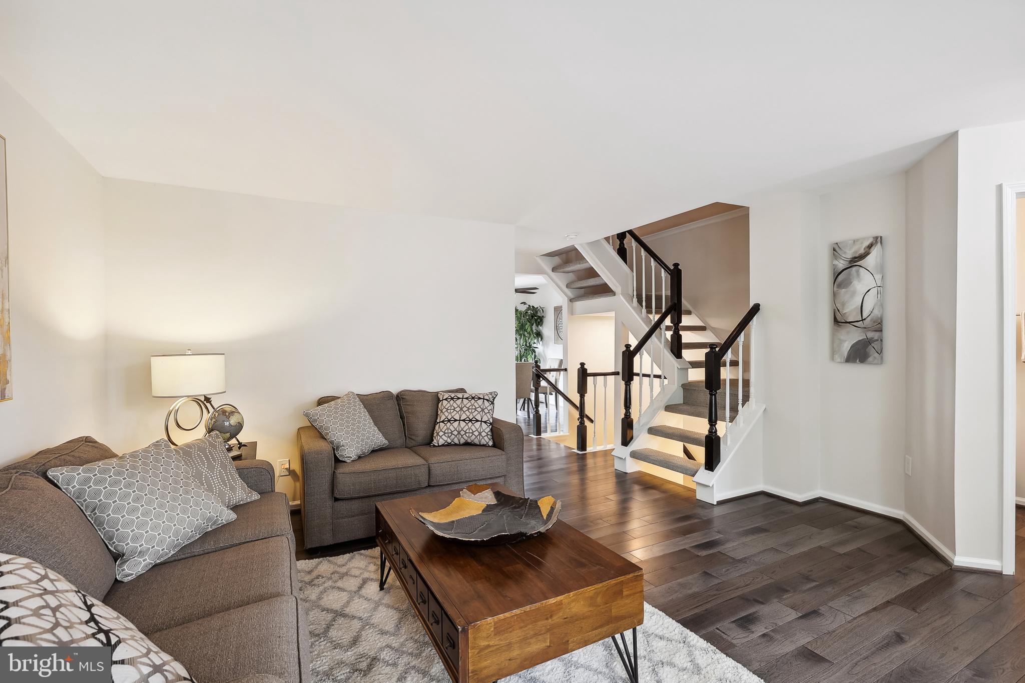 GUNNERS LAKE VILLAGE - Residential