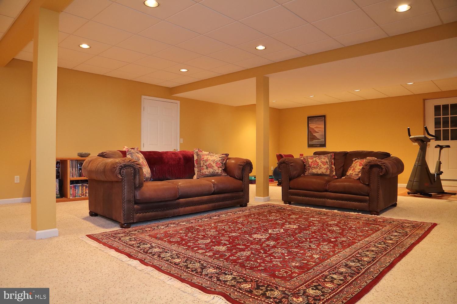 THE MEADOWS - Residential