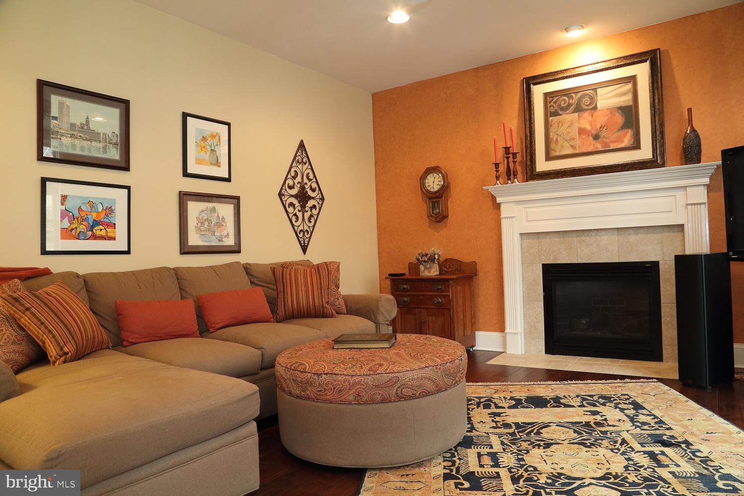 THE MEADOWS - Residential
