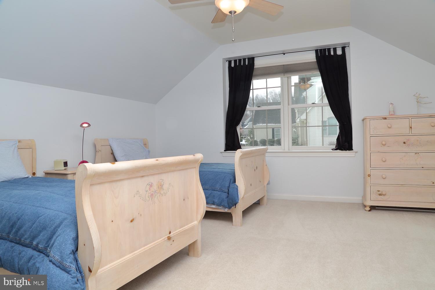 THE MEADOWS - Residential