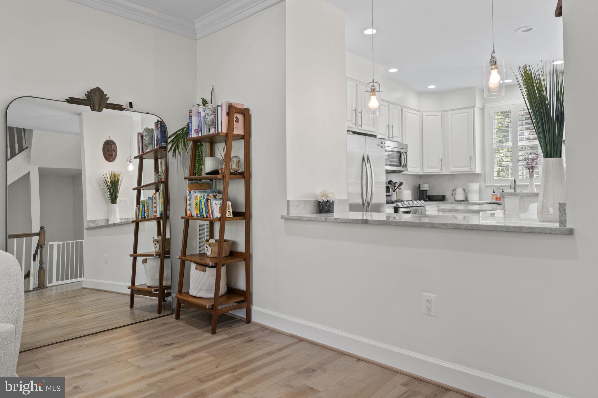 ARLINGTON HEIGHTS - Residential Lease