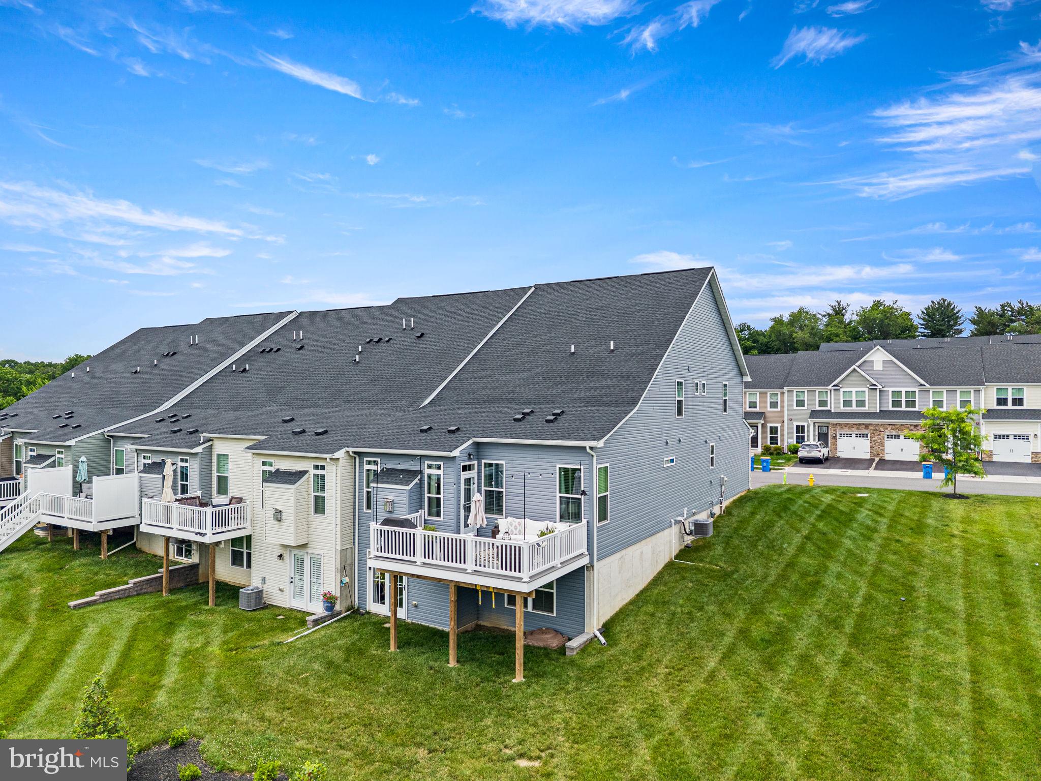 LONGWOOD PRESERVE - Residential