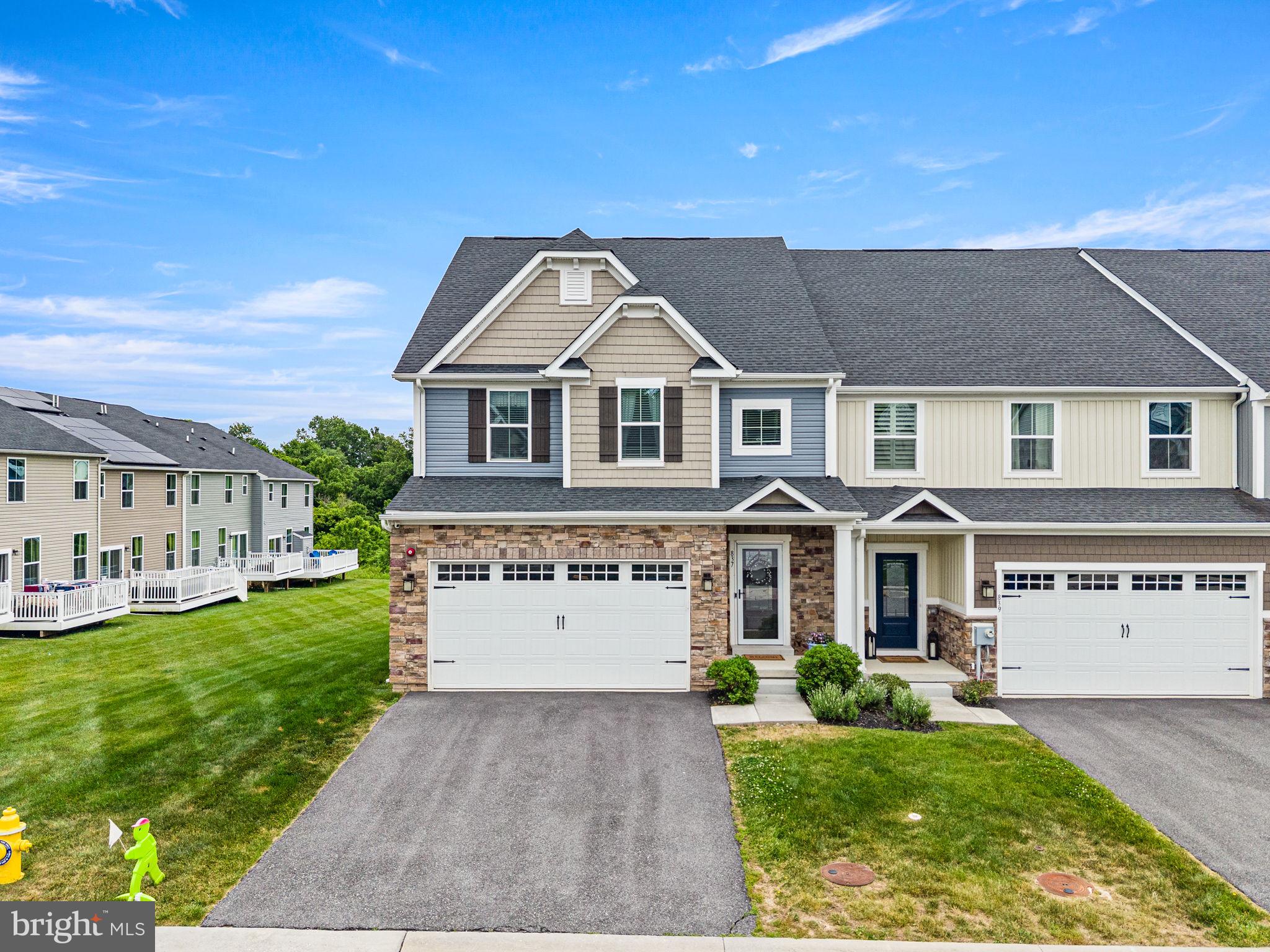 LONGWOOD PRESERVE - Residential