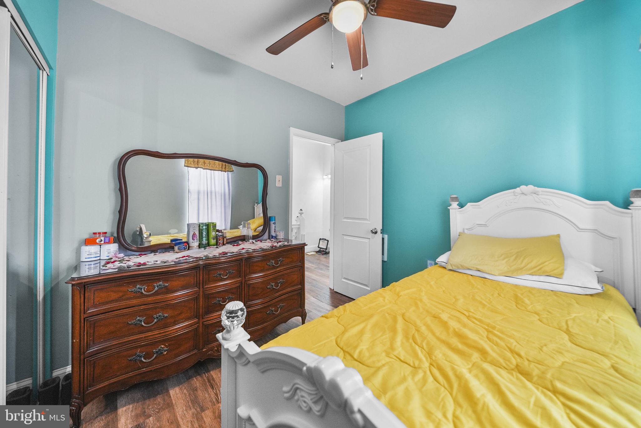 BRIDESBURG - Residential