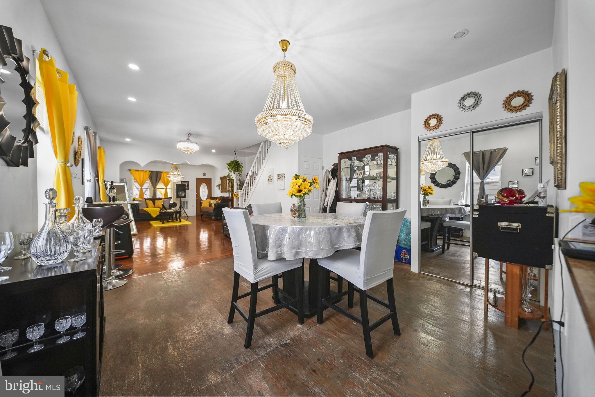 BRIDESBURG - Residential