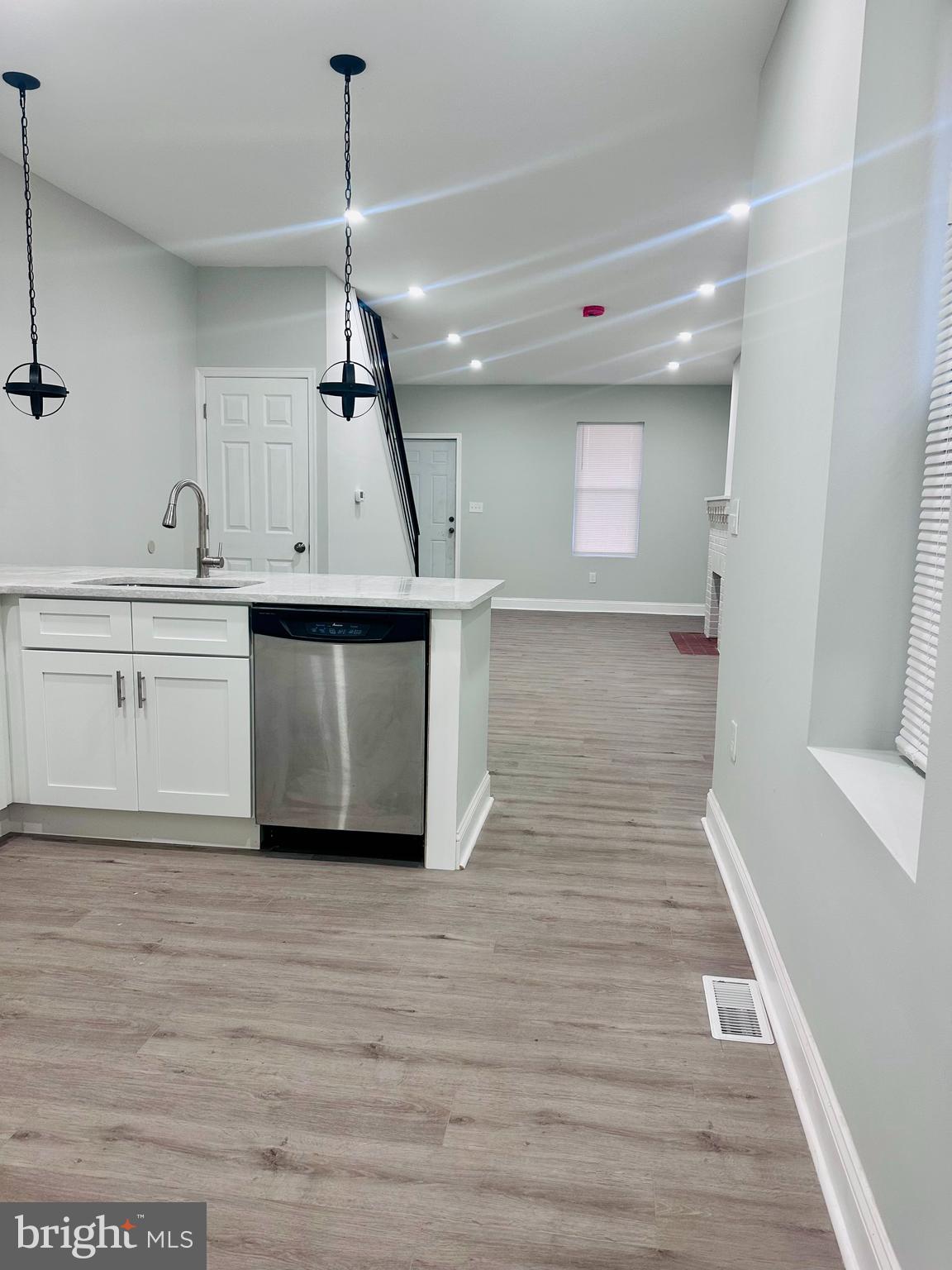 PHILADELPHIA (SOUTHWEST) - Residential