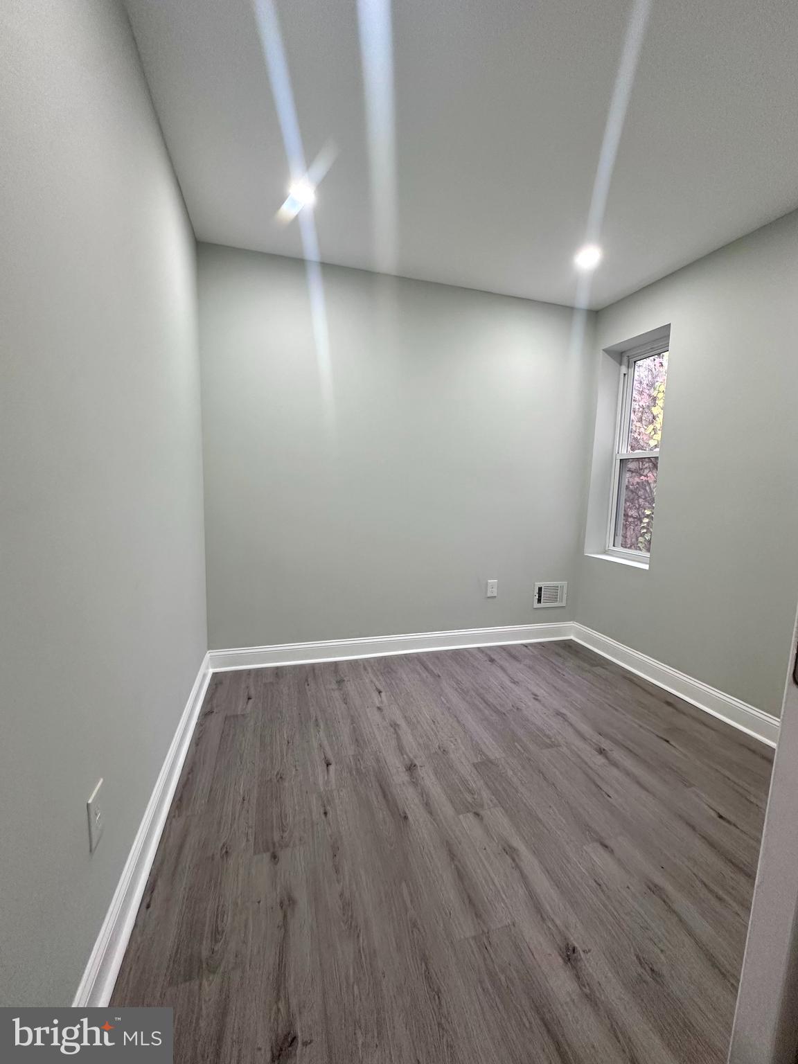 PHILADELPHIA (SOUTHWEST) - Residential
