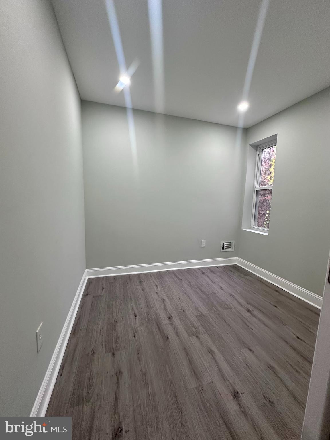 PHILADELPHIA (SOUTHWEST) - Residential