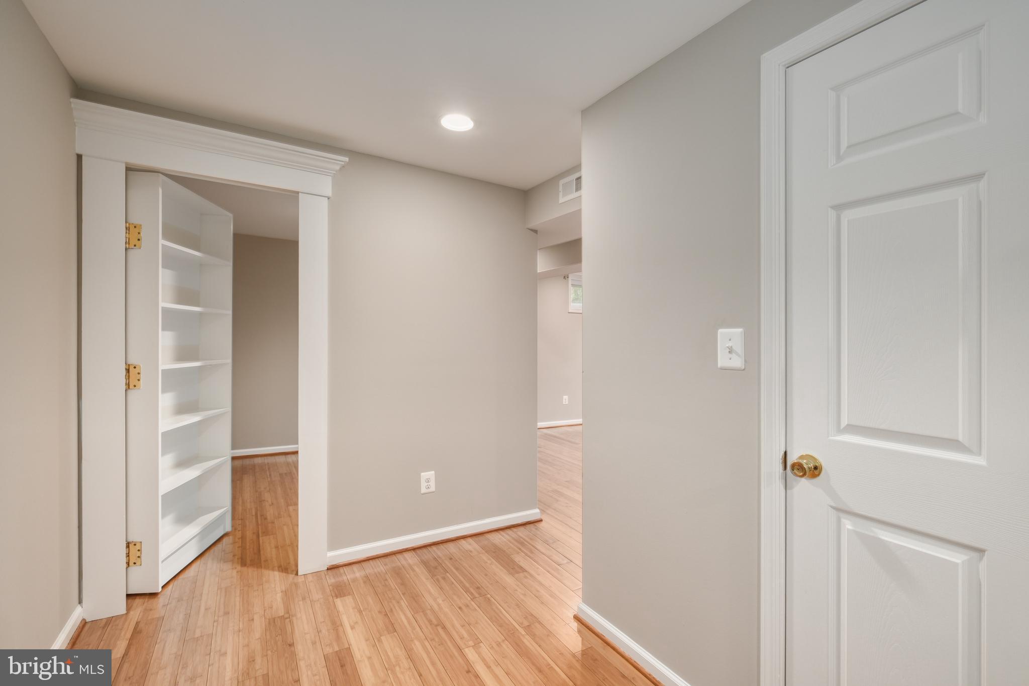 BURKE CENTRE CONSERVANCY - Residential Lease