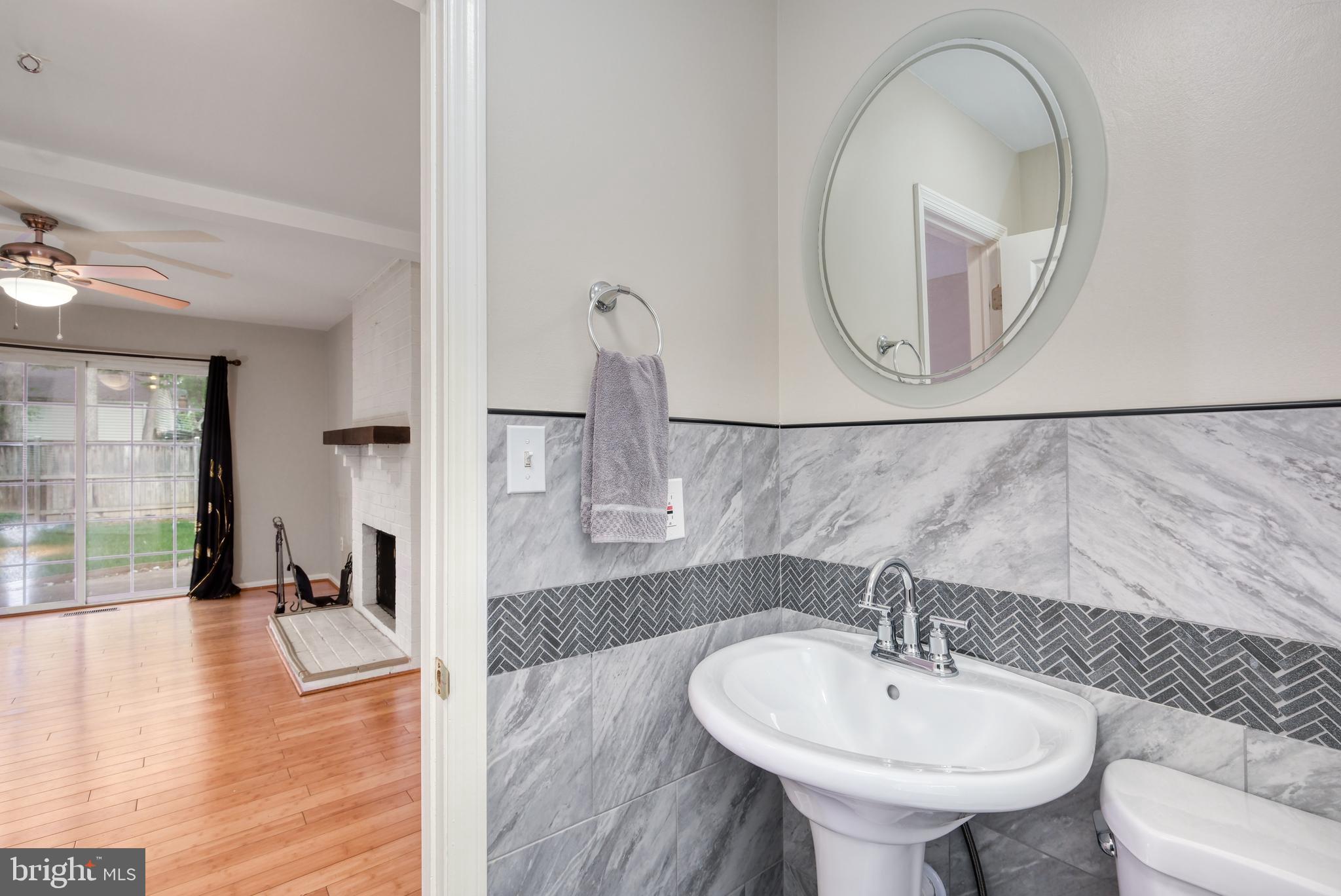 BURKE CENTRE CONSERVANCY - Residential Lease