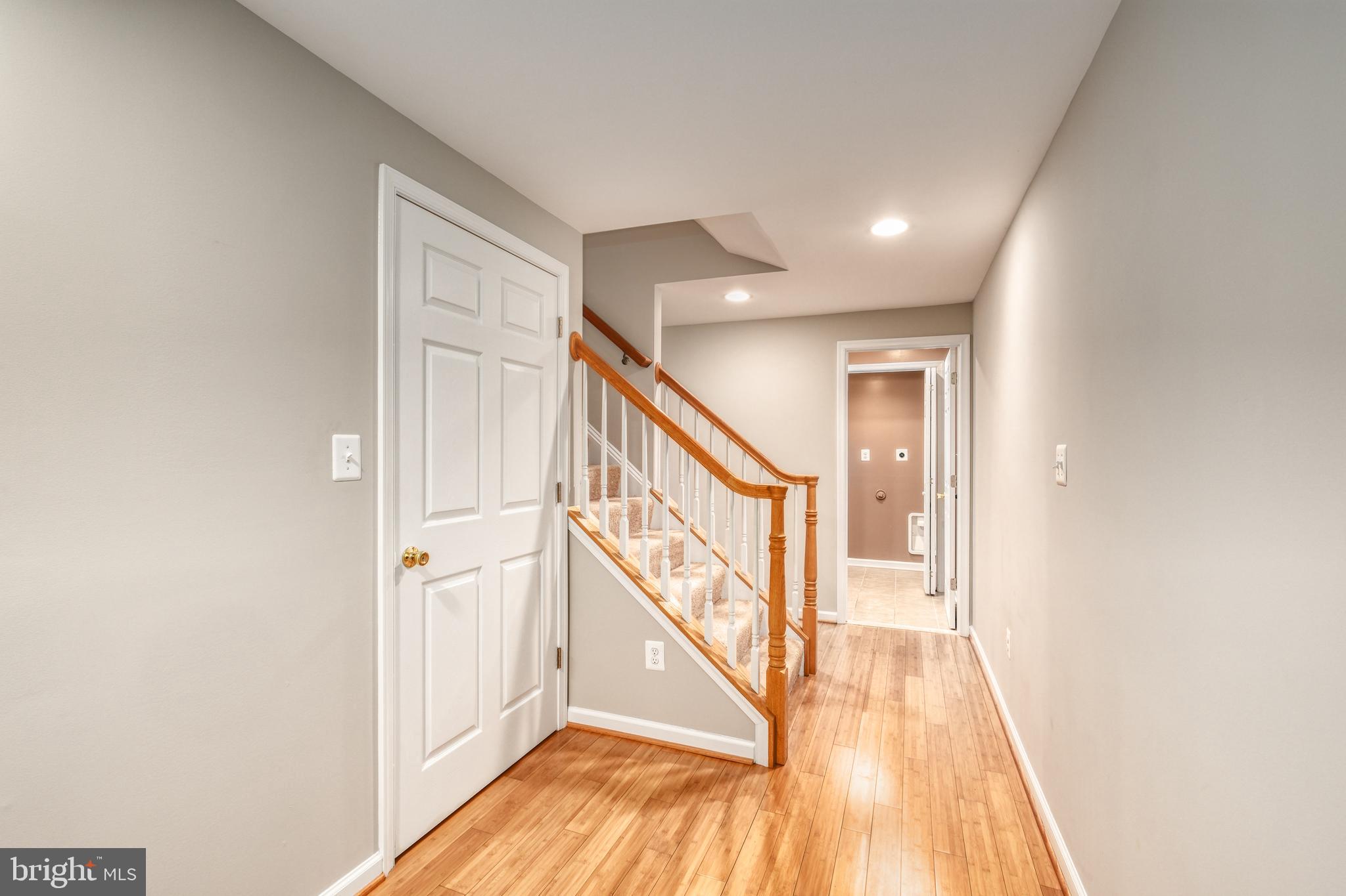 BURKE CENTRE CONSERVANCY - Residential Lease