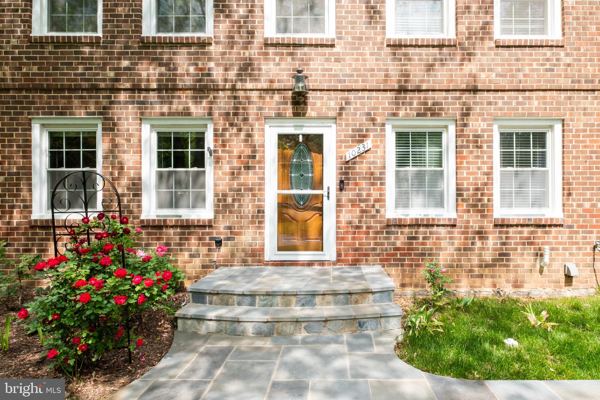BURKE CENTRE CONSERVANCY - Residential Lease