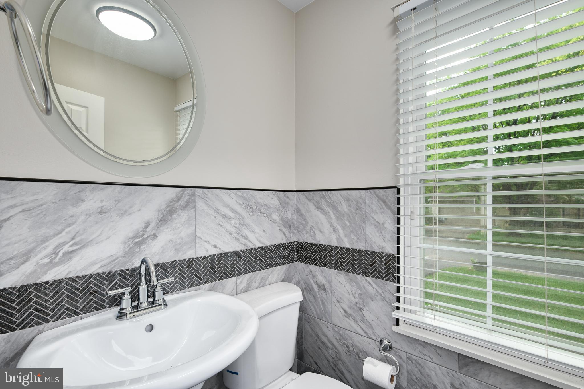 BURKE CENTRE CONSERVANCY - Residential Lease