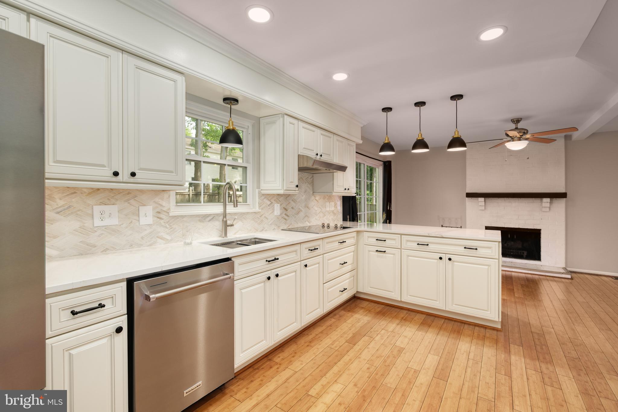 BURKE CENTRE CONSERVANCY - Residential Lease