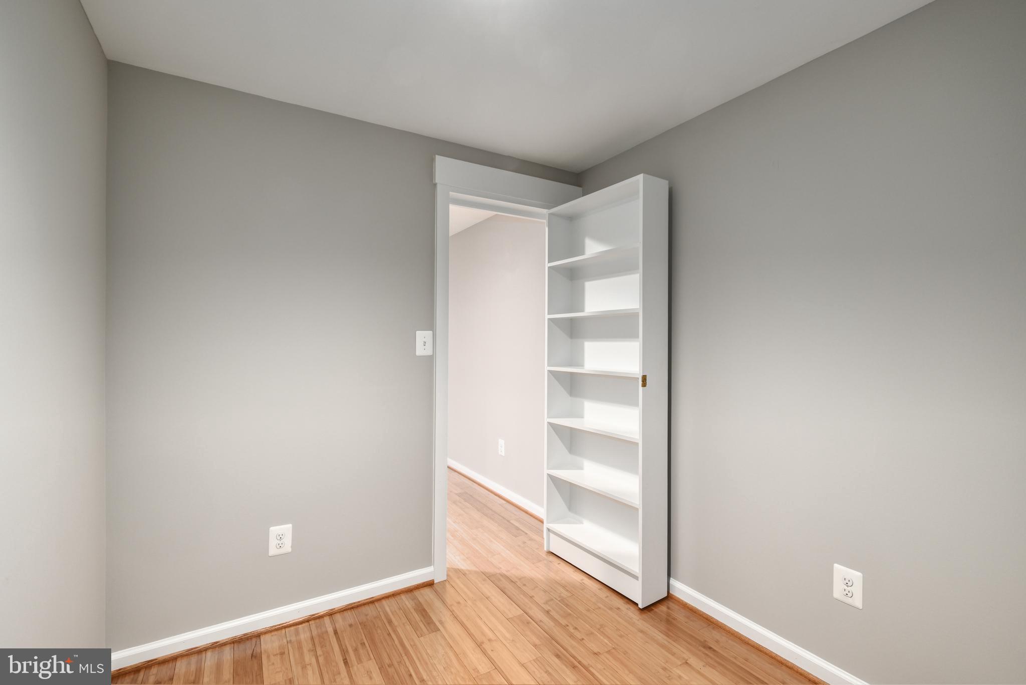 BURKE CENTRE CONSERVANCY - Residential Lease