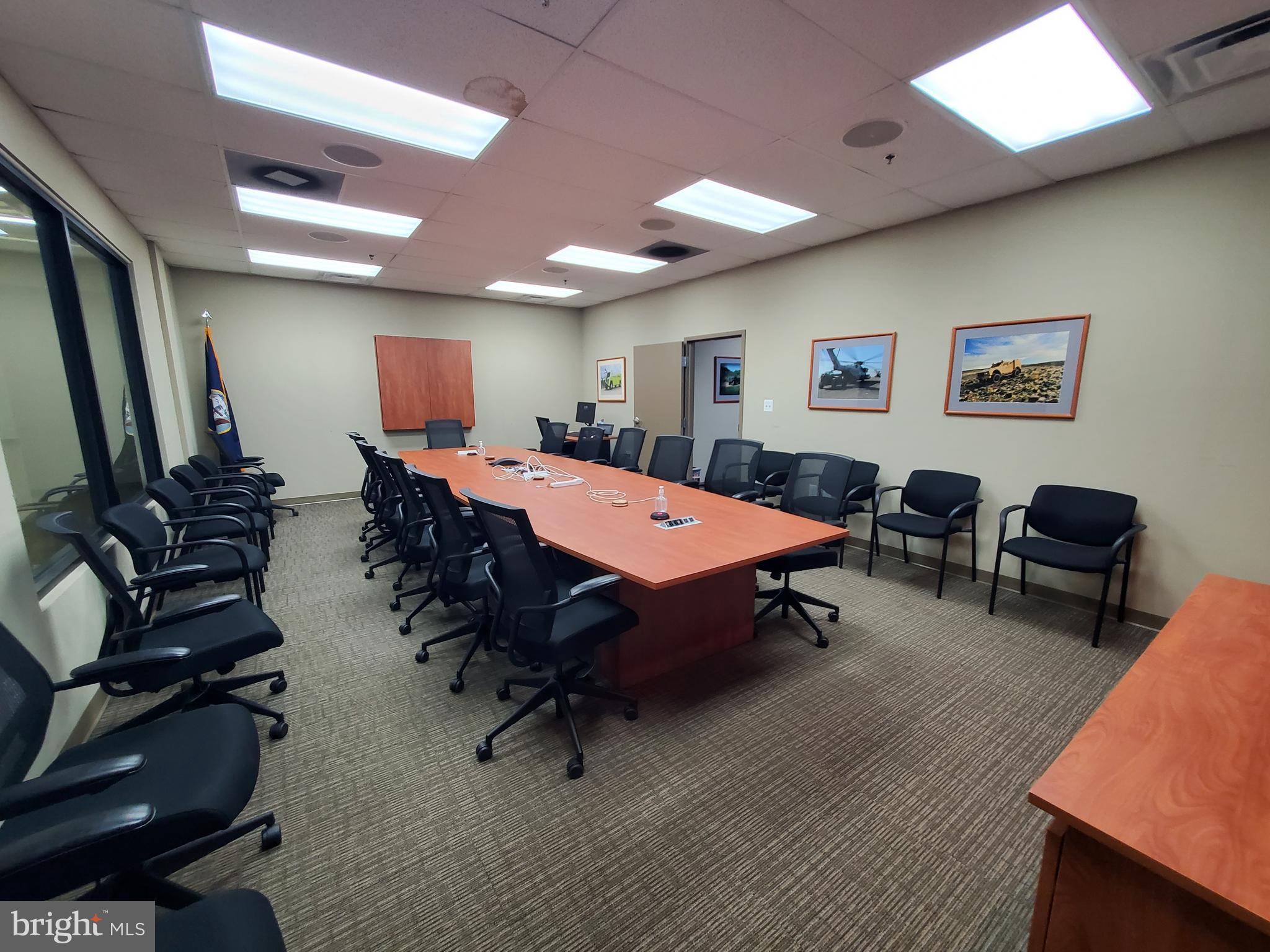OAK HILL BUSINESS CENTER - Commercial Sale