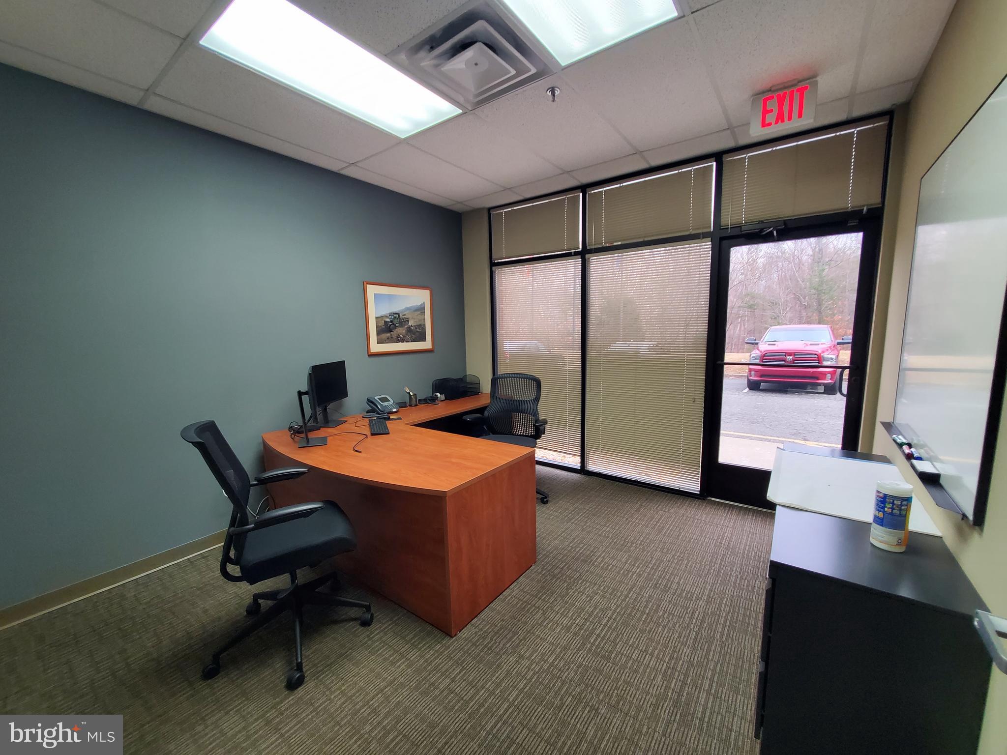 OAK HILL BUSINESS CENTER - Commercial Sale