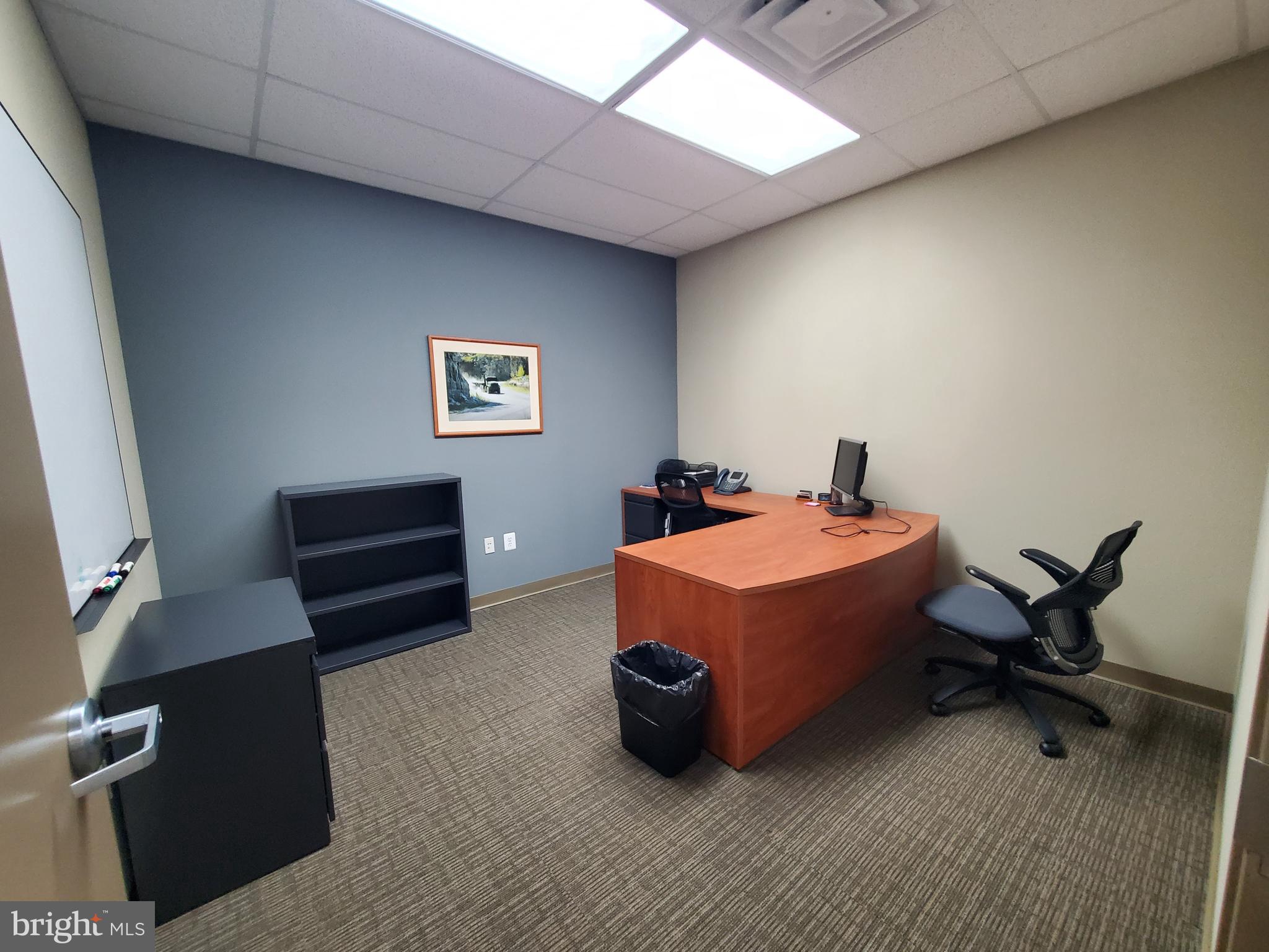 OAK HILL BUSINESS CENTER - Commercial Sale