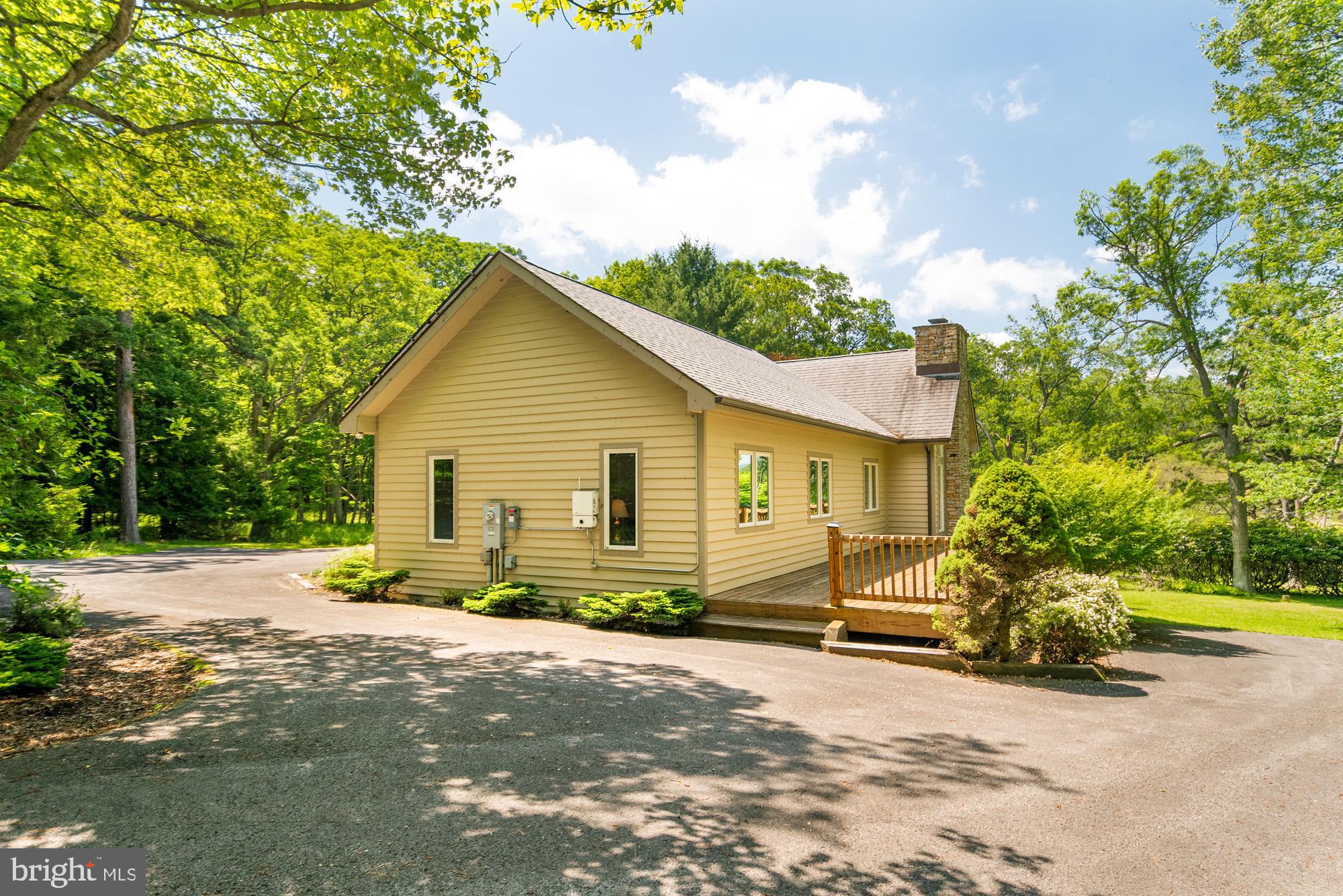 TURKEY NECK - Residential
