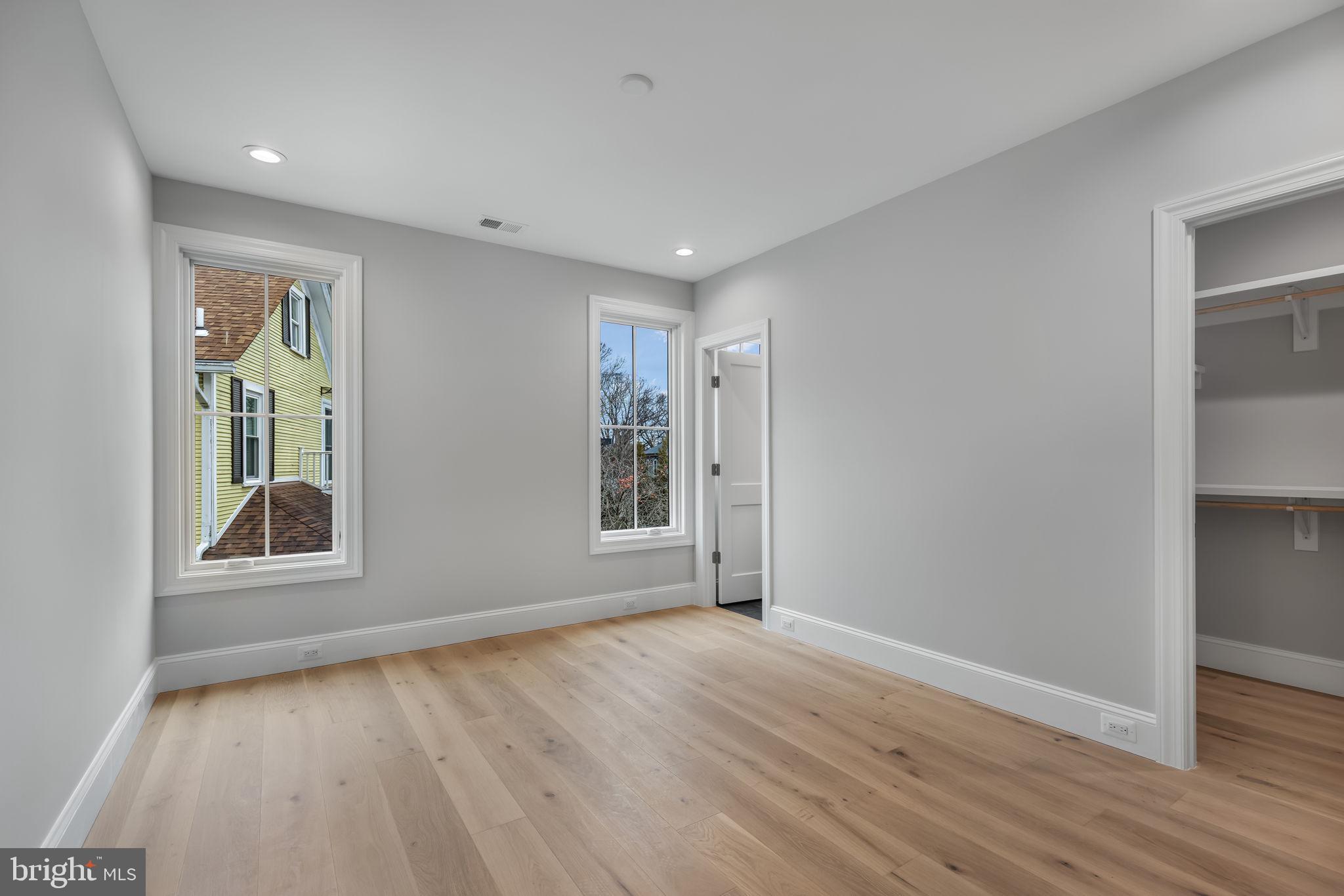 ASHTON HEIGHTS - Residential
