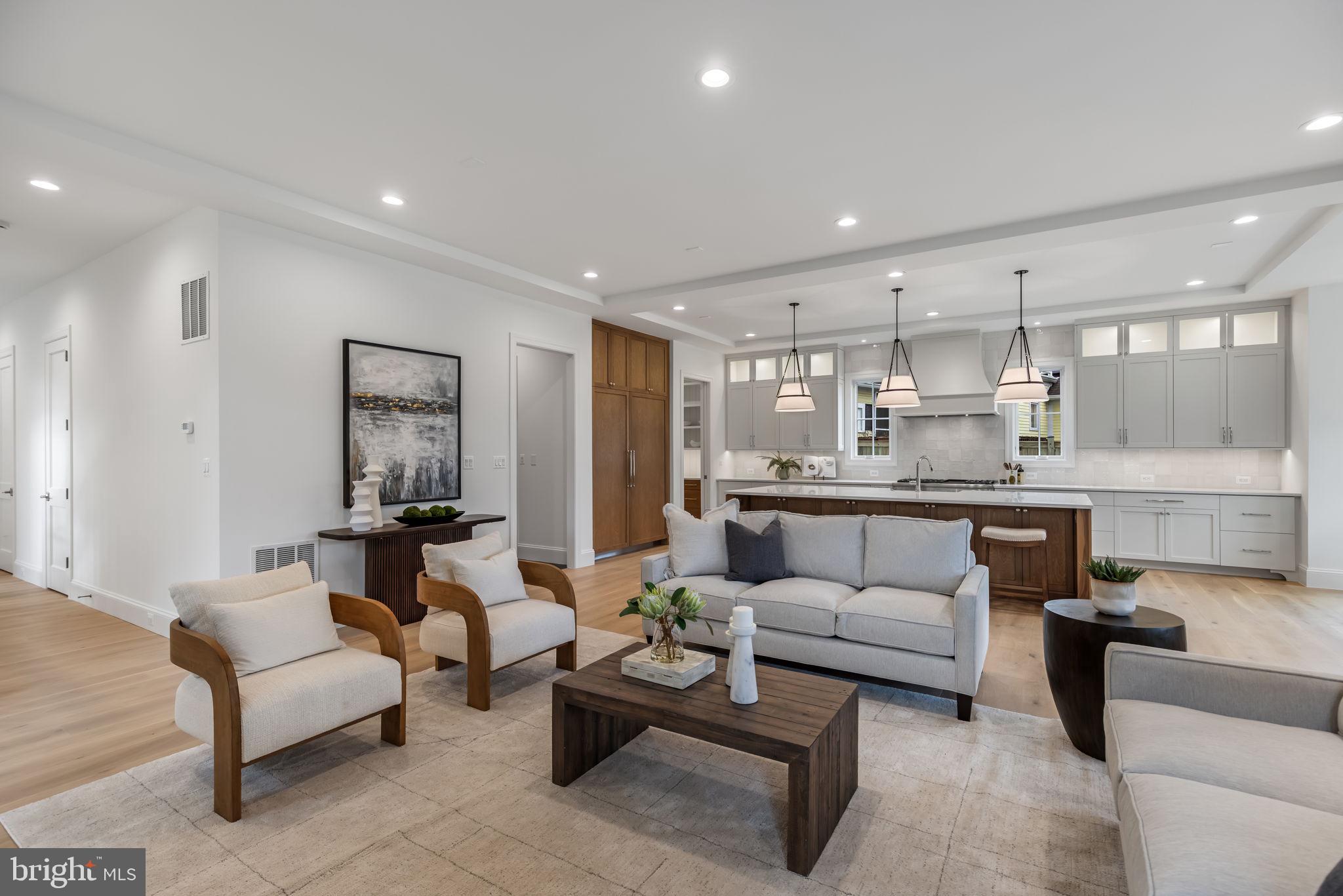 ASHTON HEIGHTS - Residential