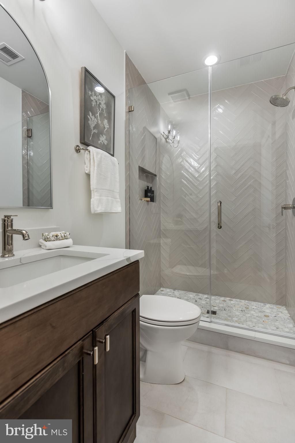 ASHTON HEIGHTS - Residential