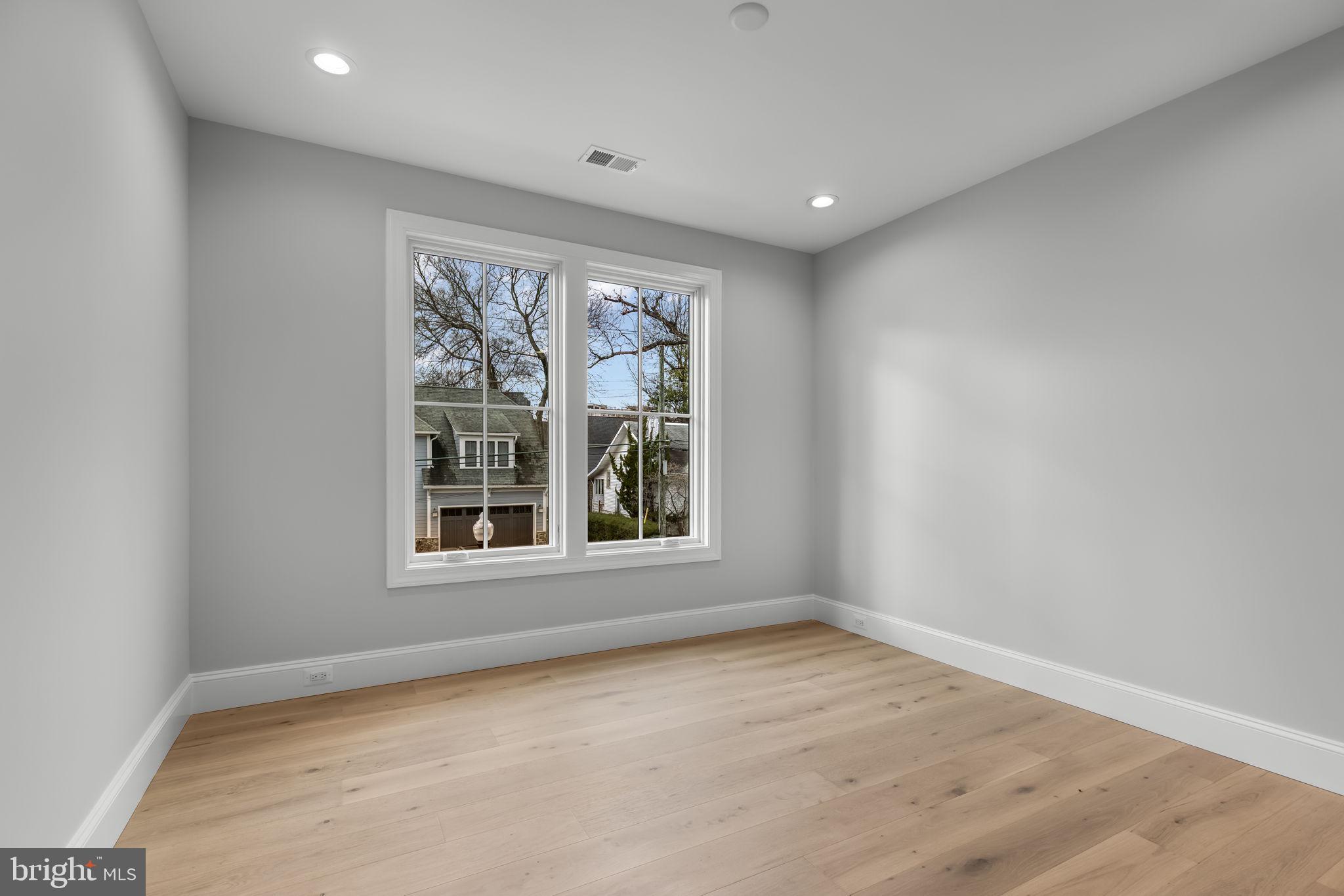 ASHTON HEIGHTS - Residential