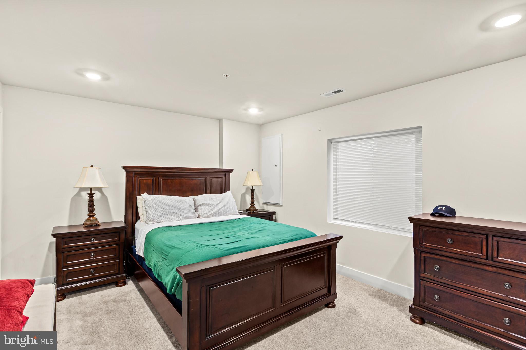THE WOODS AT MYRTLE POINT - Residential