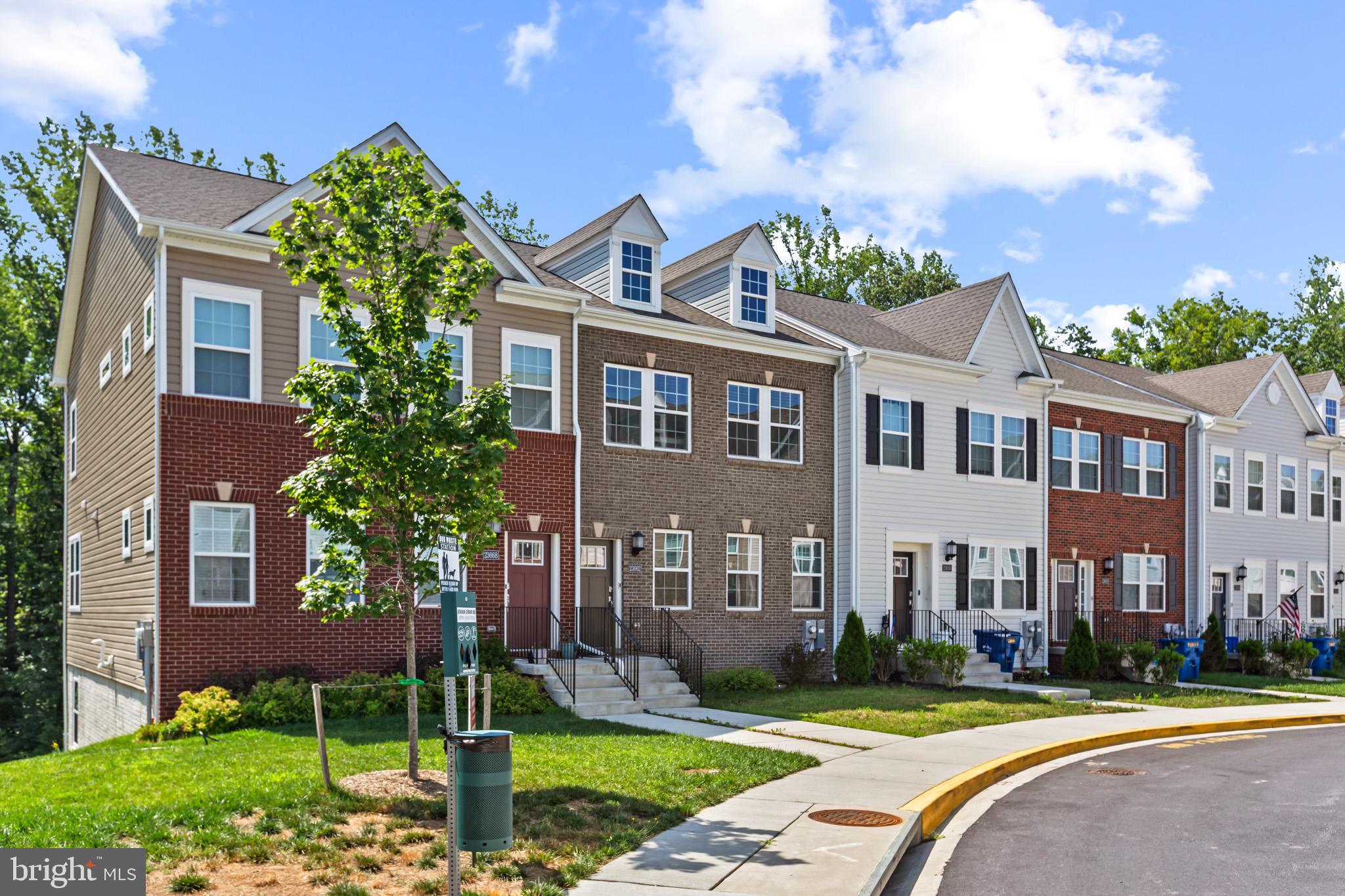 THE WOODS AT MYRTLE POINT - Residential