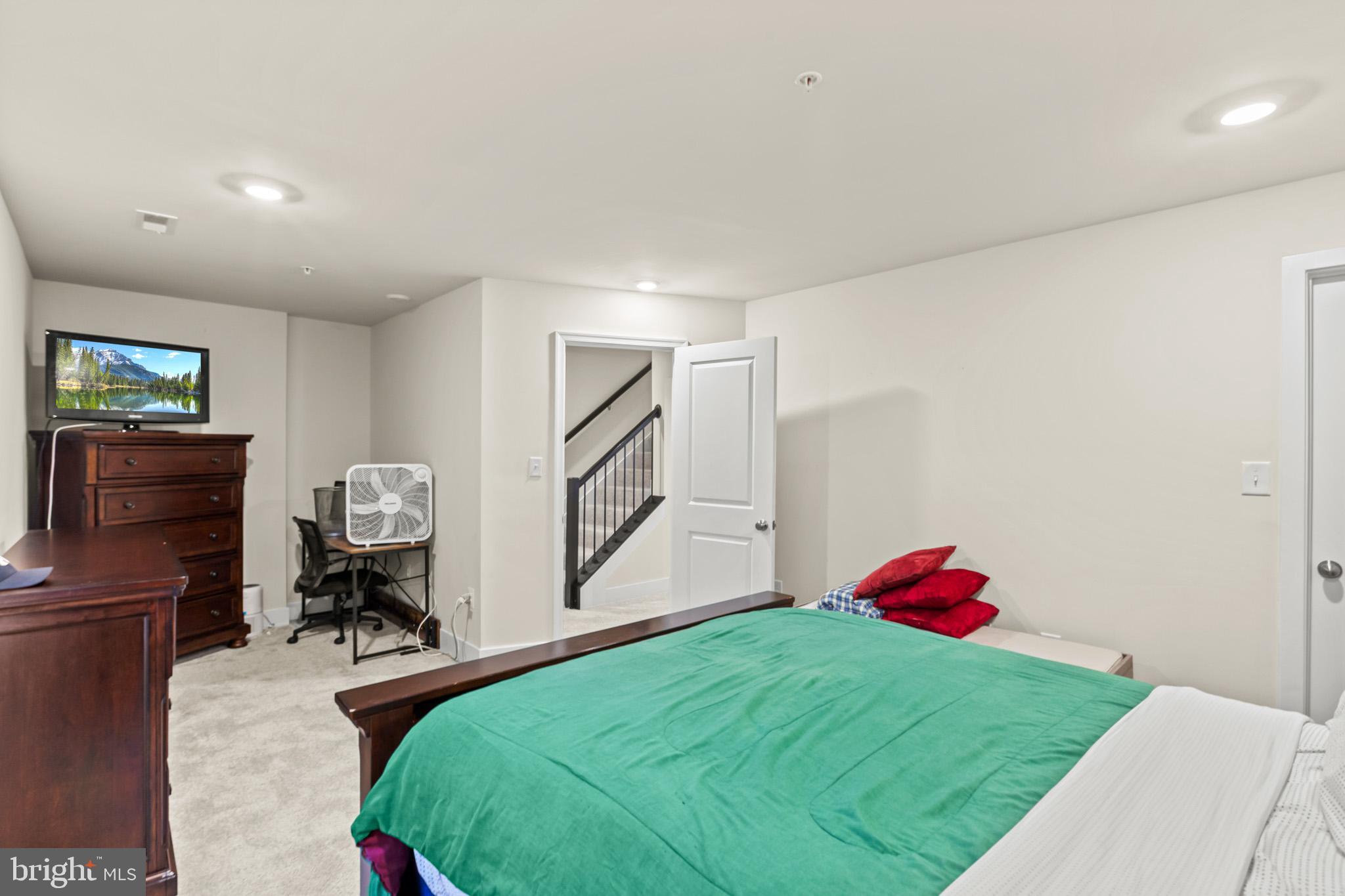 THE WOODS AT MYRTLE POINT - Residential