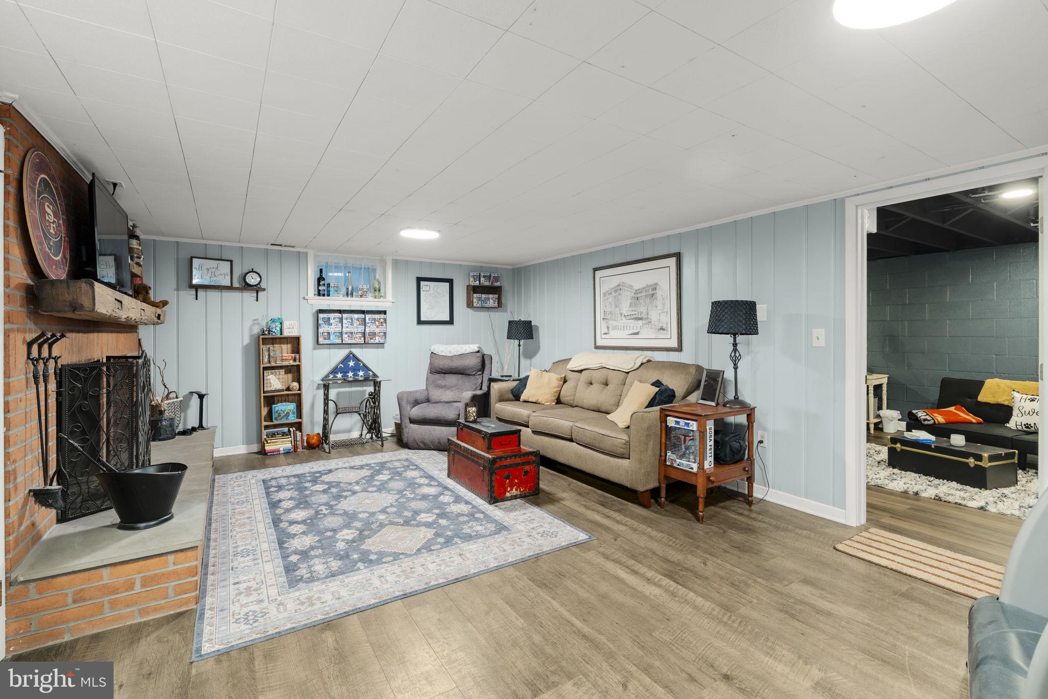 NEW HOLLAND BOROUGH - Residential