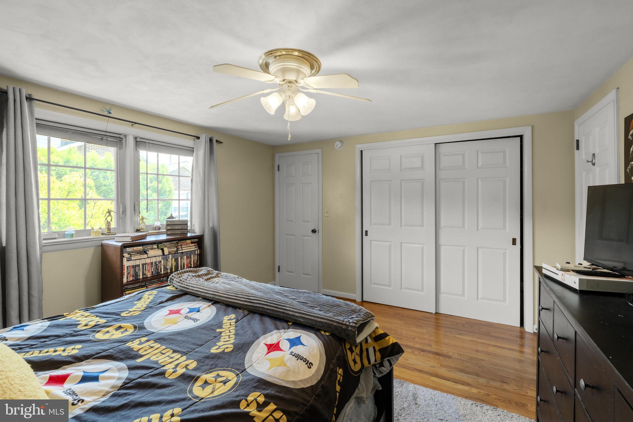 NEW HOLLAND BOROUGH - Residential