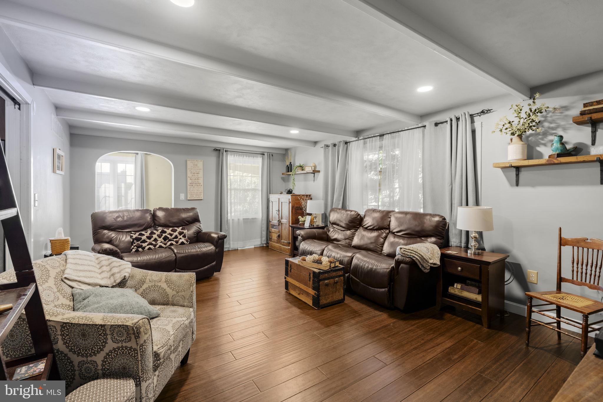 NEW HOLLAND BOROUGH - Residential