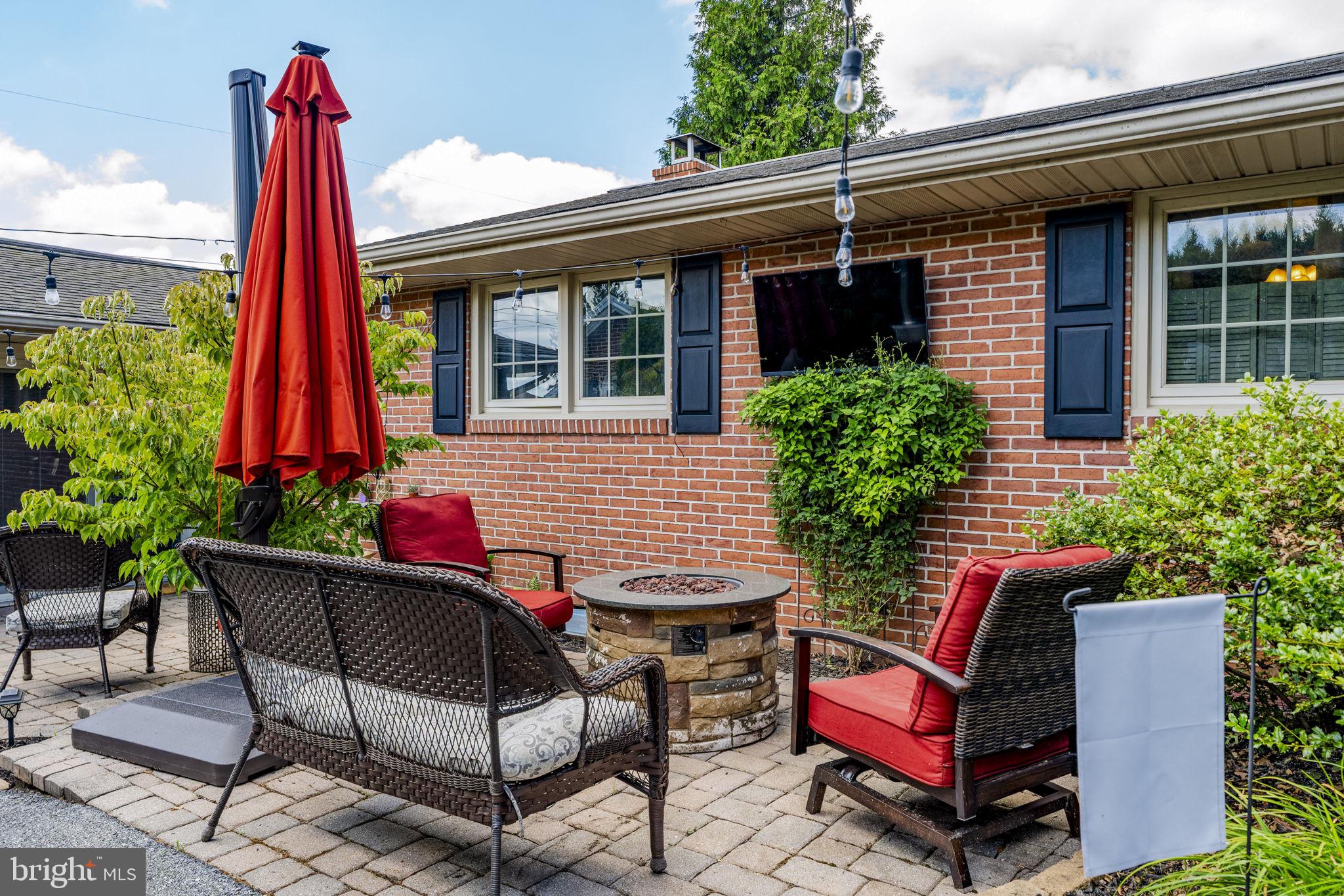 NEW HOLLAND BOROUGH - Residential