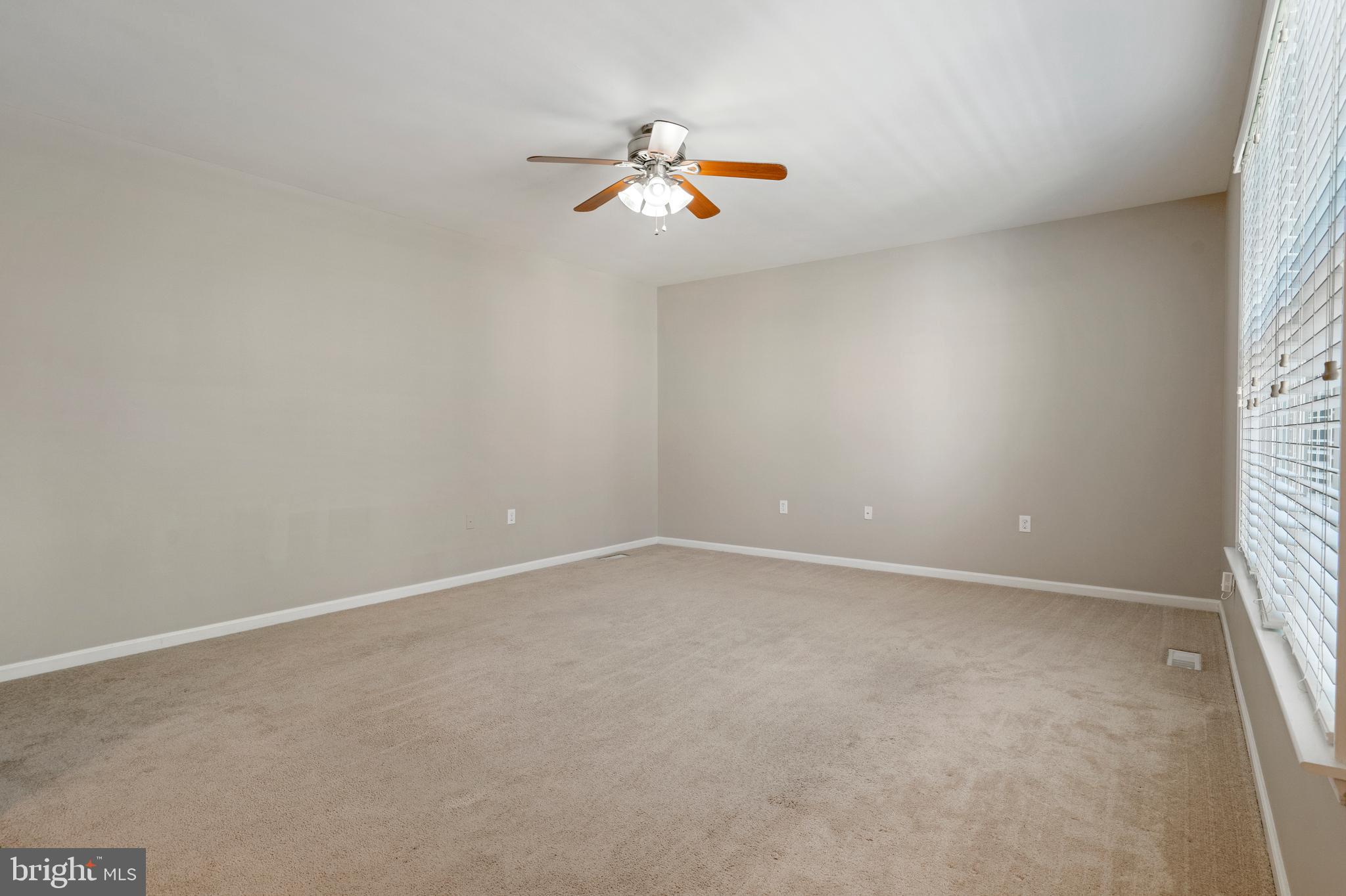 BROOKFIELD - Residential