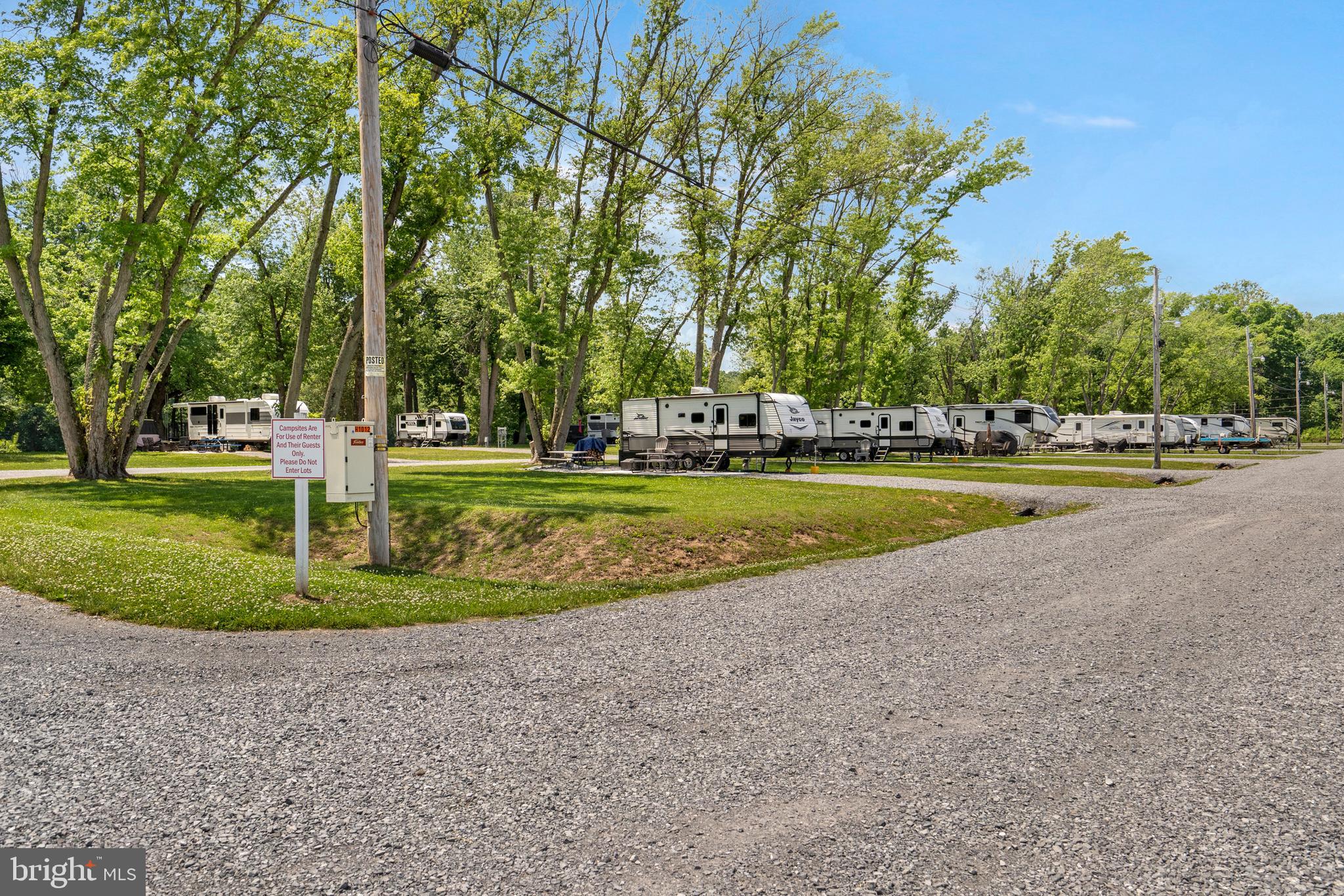 BROOKFIELD - Residential