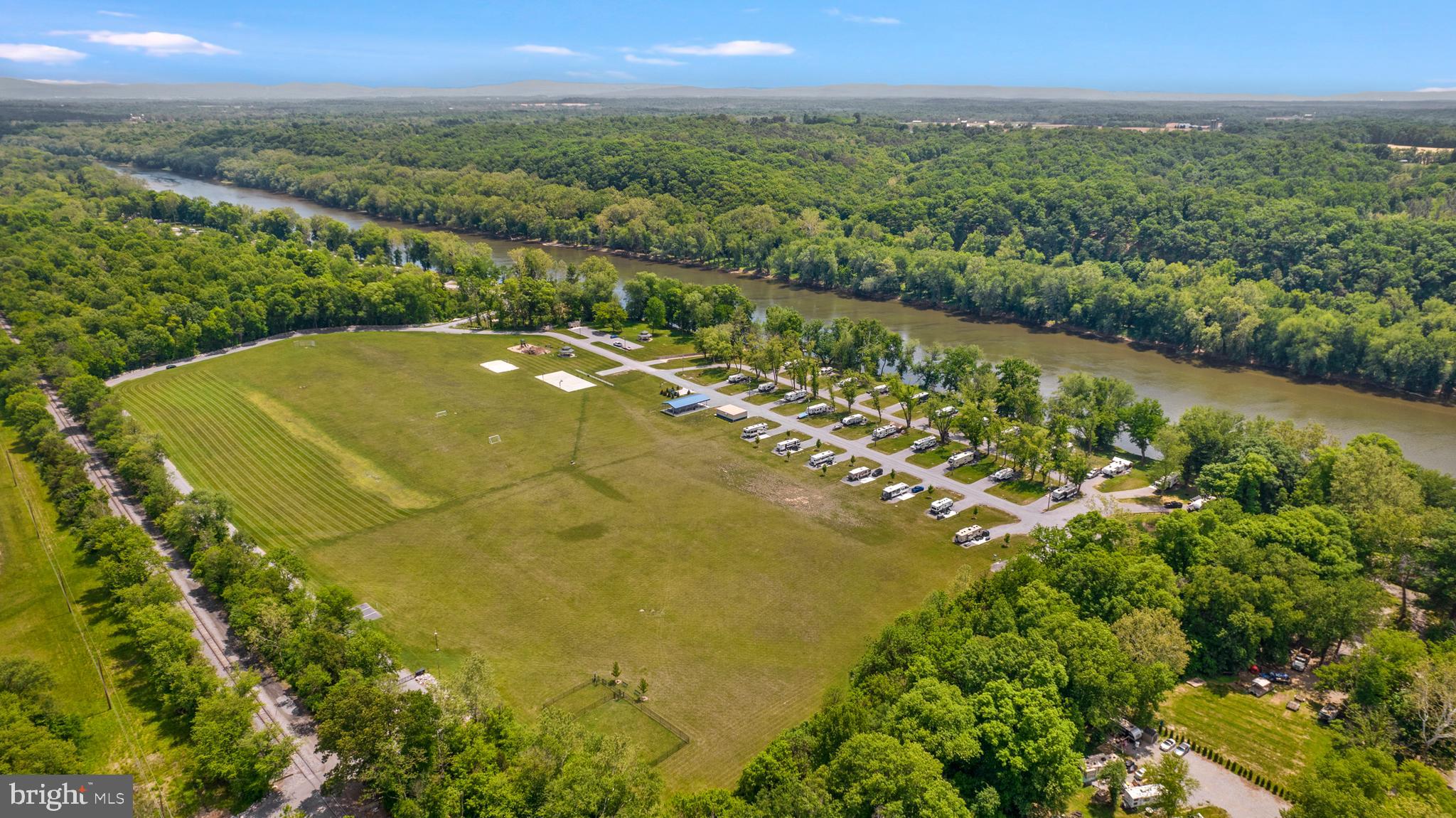 BROOKFIELD - Residential