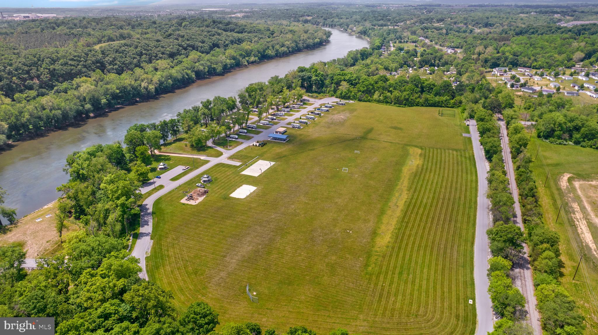 BROOKFIELD - Residential