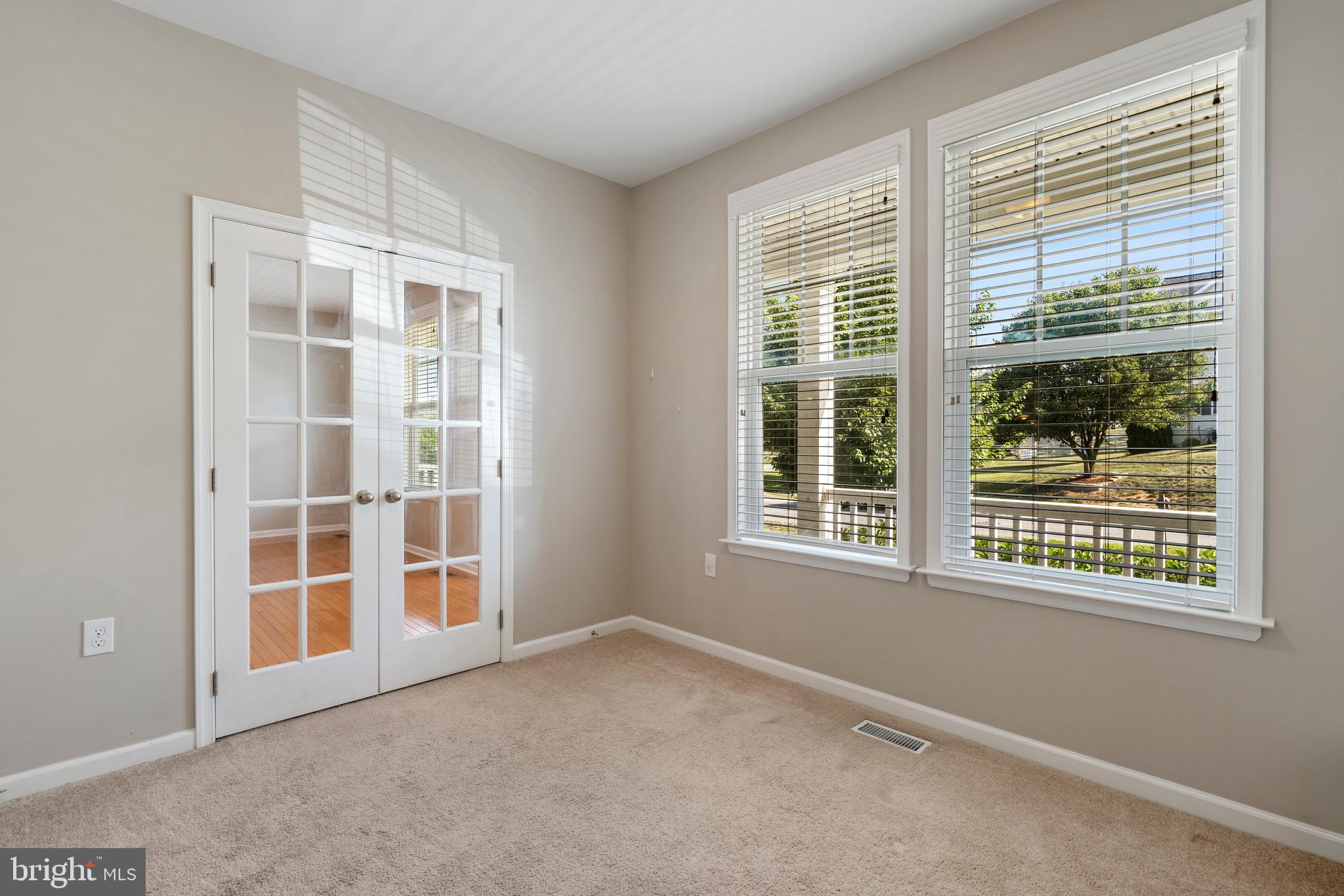 BROOKFIELD - Residential